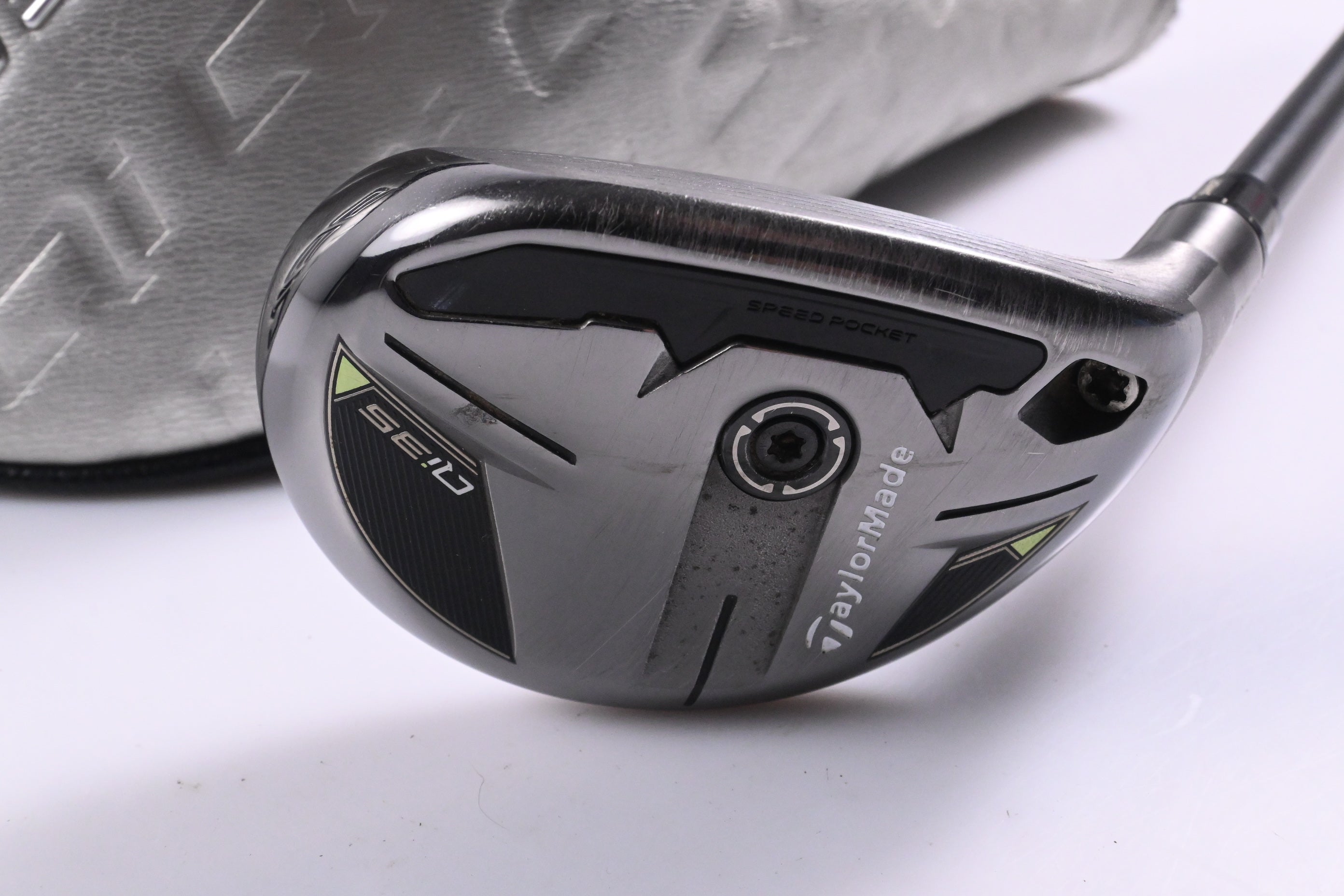 Taylormade Qi35 #4 Hybrid / 22 Degree / Regular Flex Fujikura Ventus Blue 6
