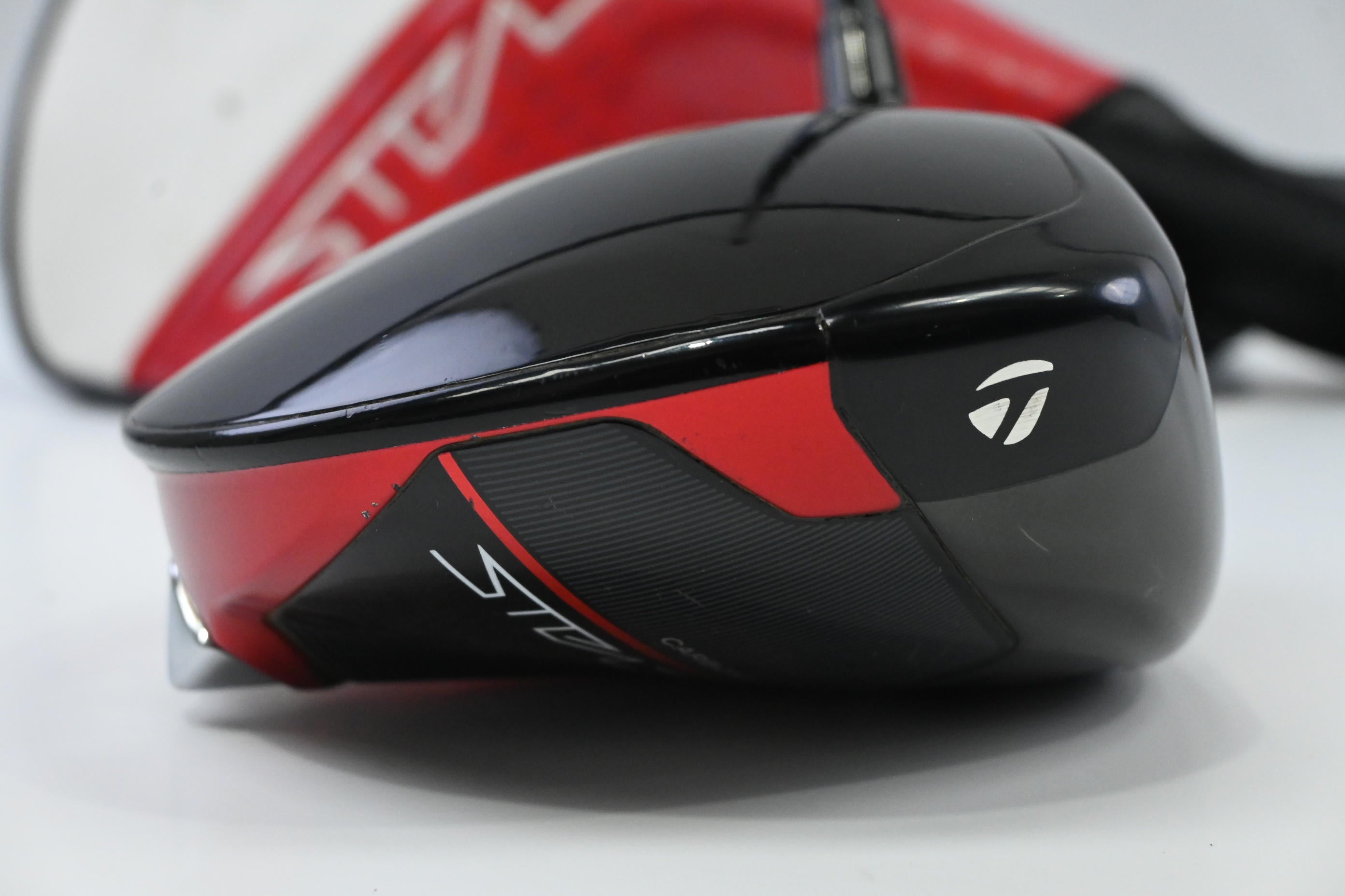 Taylormade Stealth 2 Plus Driver / 10.5 Degree / Stiff Flex Kai'li Red 60 Shaft