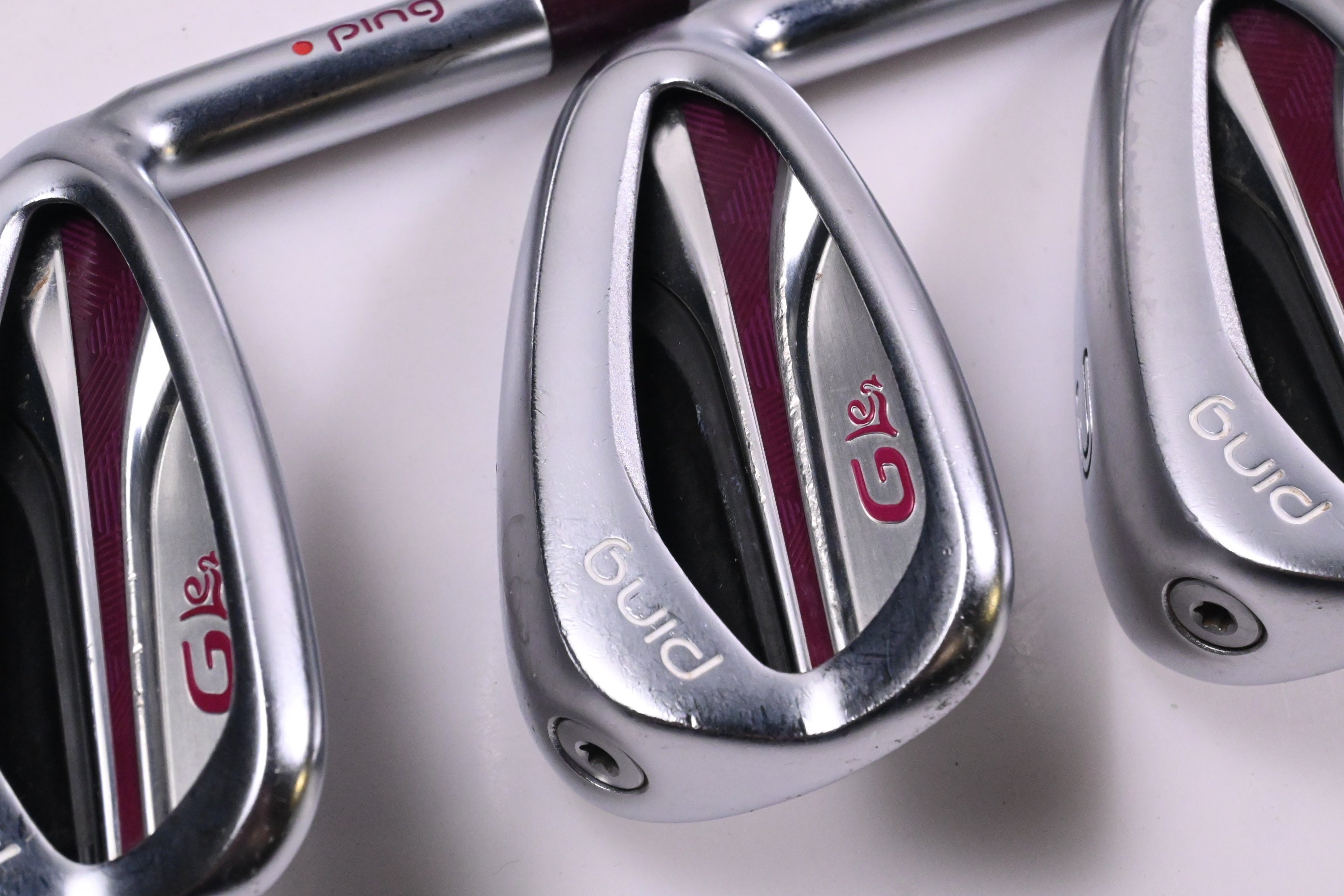 Ladies Ping G Le2 Irons / 7-PW+GW / Red Dot / Ladies Flex Ping ULT 240 Shafts