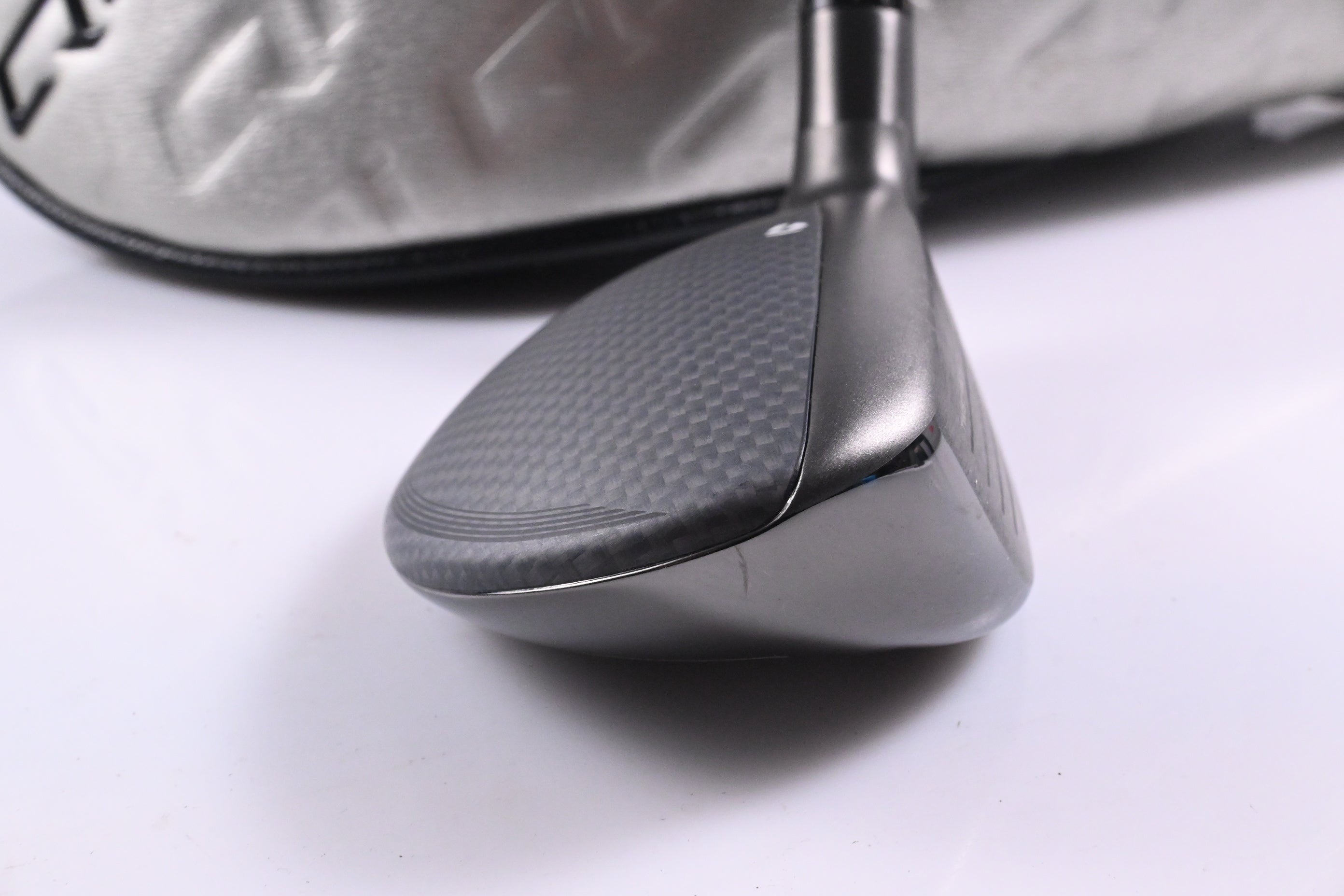 Taylormade Qi35 #4 Hybrid / 22 Degree / Regular Flex Fujikura Ventus Blue 6