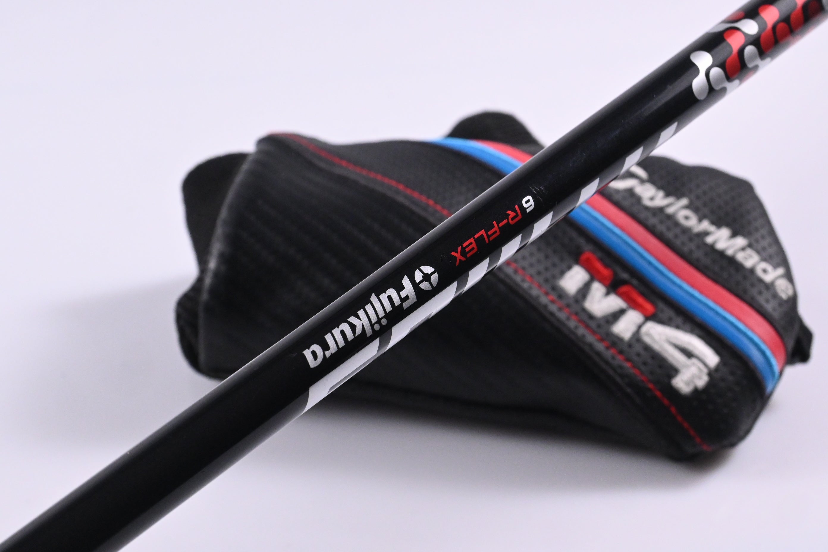 Taylormade M4 #4 Hybrid / 22 Degree / Regular Flex Fujikura Atmos Red 6 Shaft