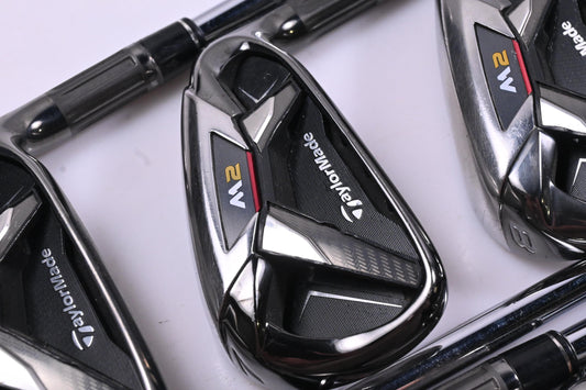 Taylormade M2 2016 Irons / 6-PW+GW+SW / Regular Flex Reax 88 Shafts