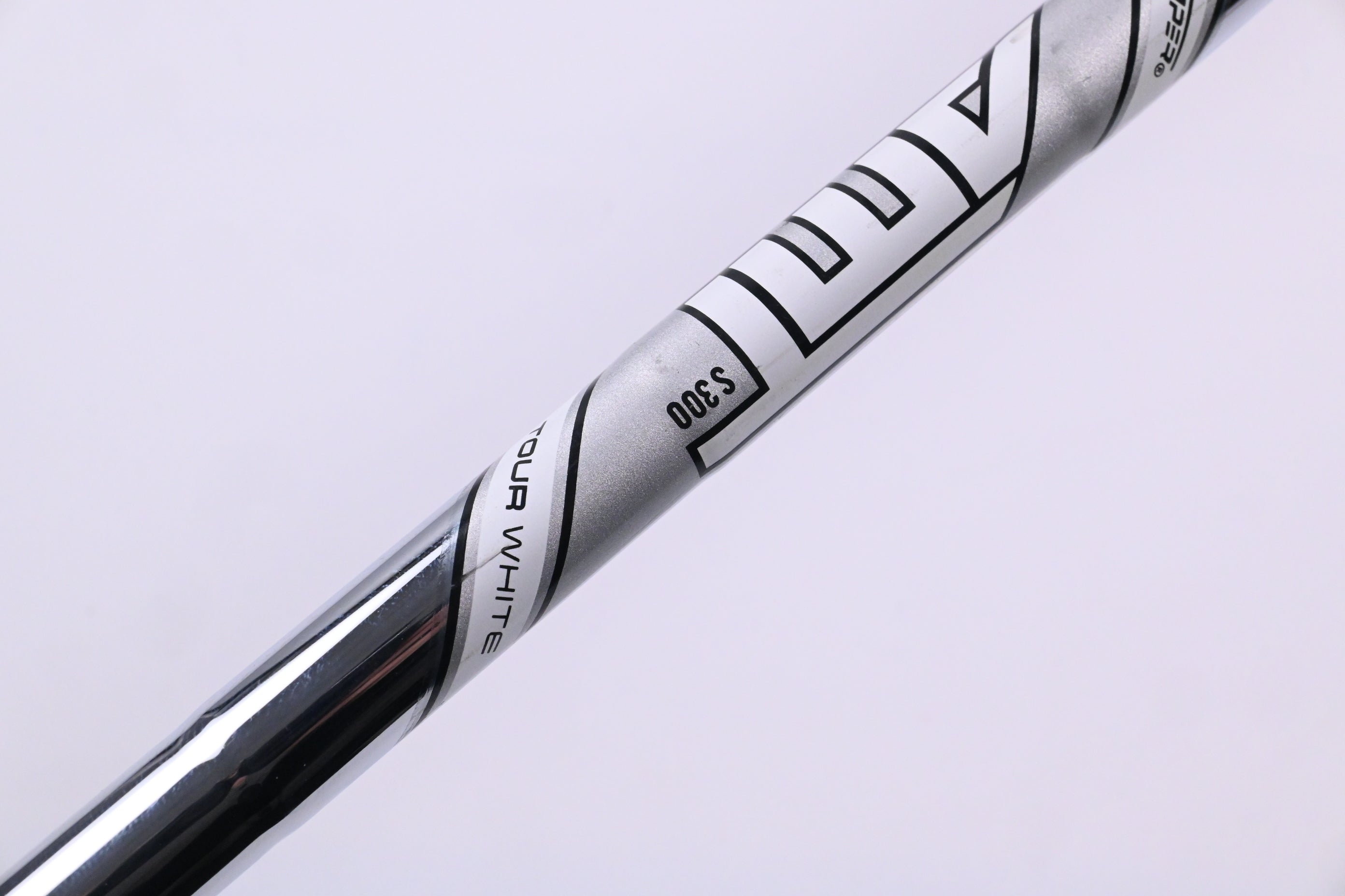 Titleist 718 T-MB #2 Iron / 17 Degree / Stiff Flex AMT Tour White S300 Shaft