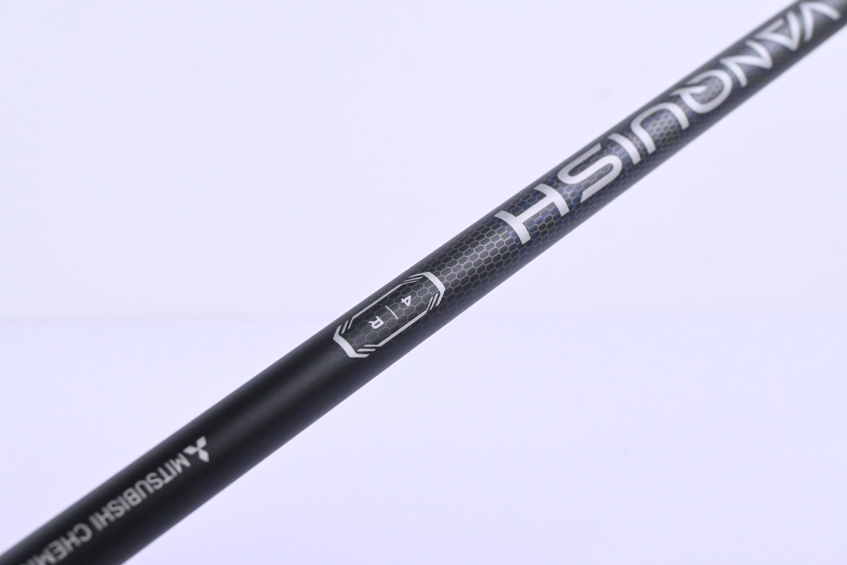 Callaway Elyte X Driver / 10.5 Degree / Regular Flex Vanquish 4 Shaft