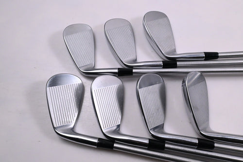 Cobra 2025 King Tec-X Irons / 6-PW+GW+SW / Stiff Flex KBS Tour C-Taper 120