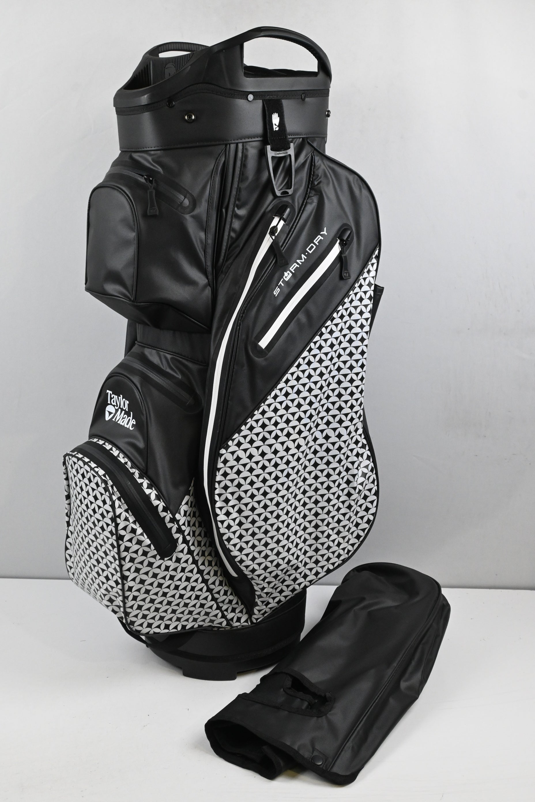 Taylormade Storm Dry Cart Bag / 14-Way Divider / Black, White
