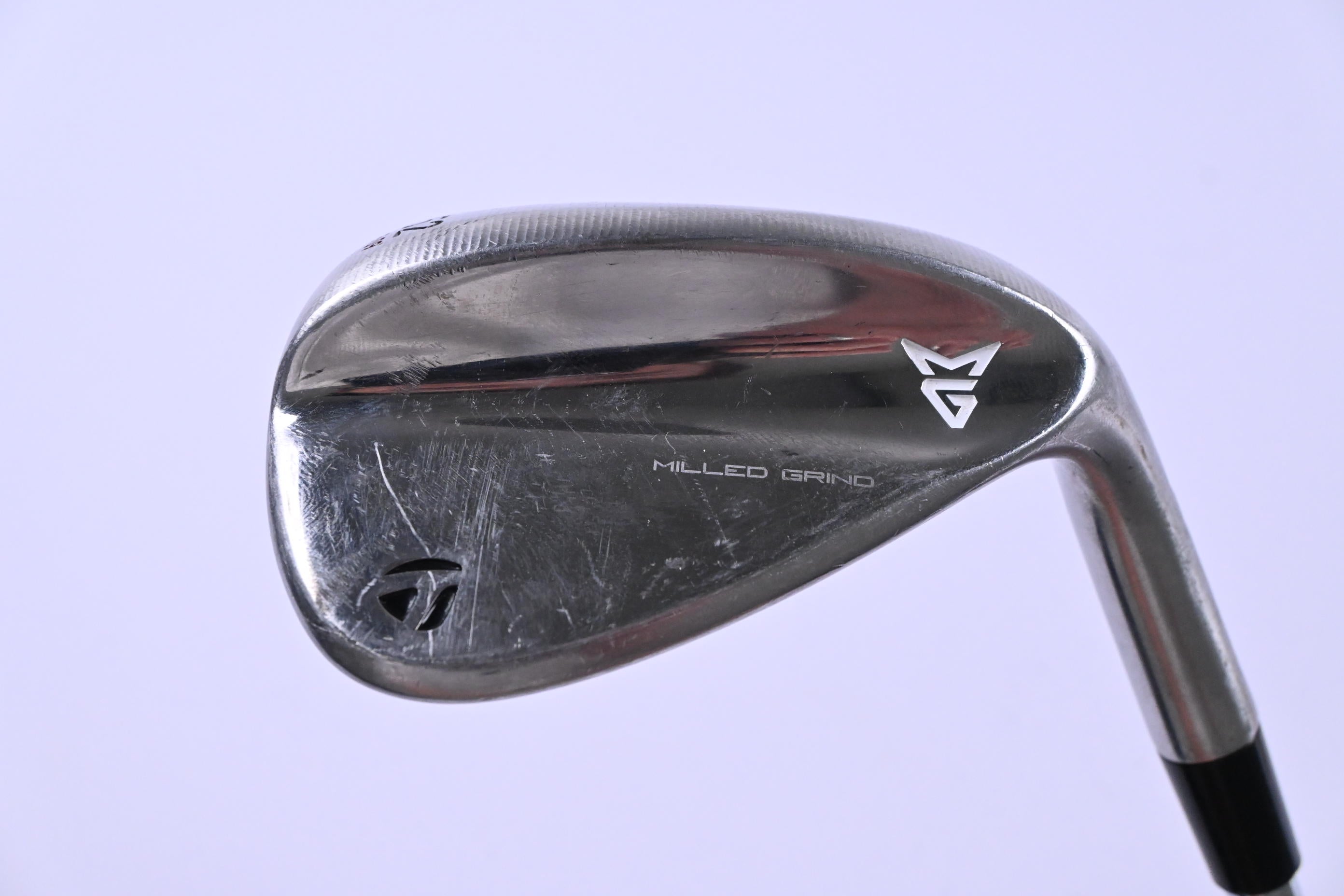 Taylormade Milled Grind Gap Wedge / 52 Degree / Wedge Flex KBS Tour 105 Shaft