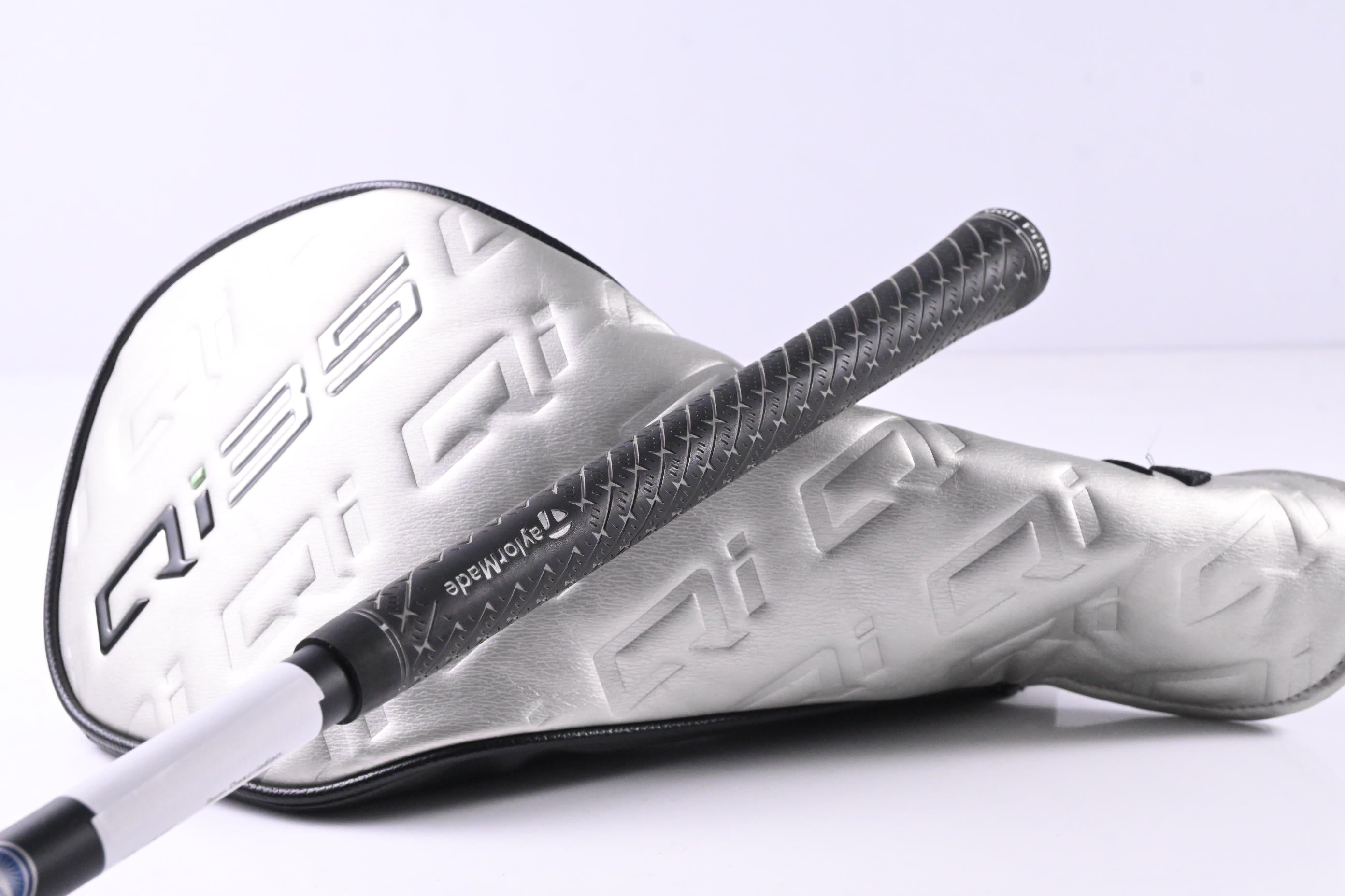 Taylormade Qi35 Driver / 10.5 Degree / Senior Flex Vanquish 4 Shaft