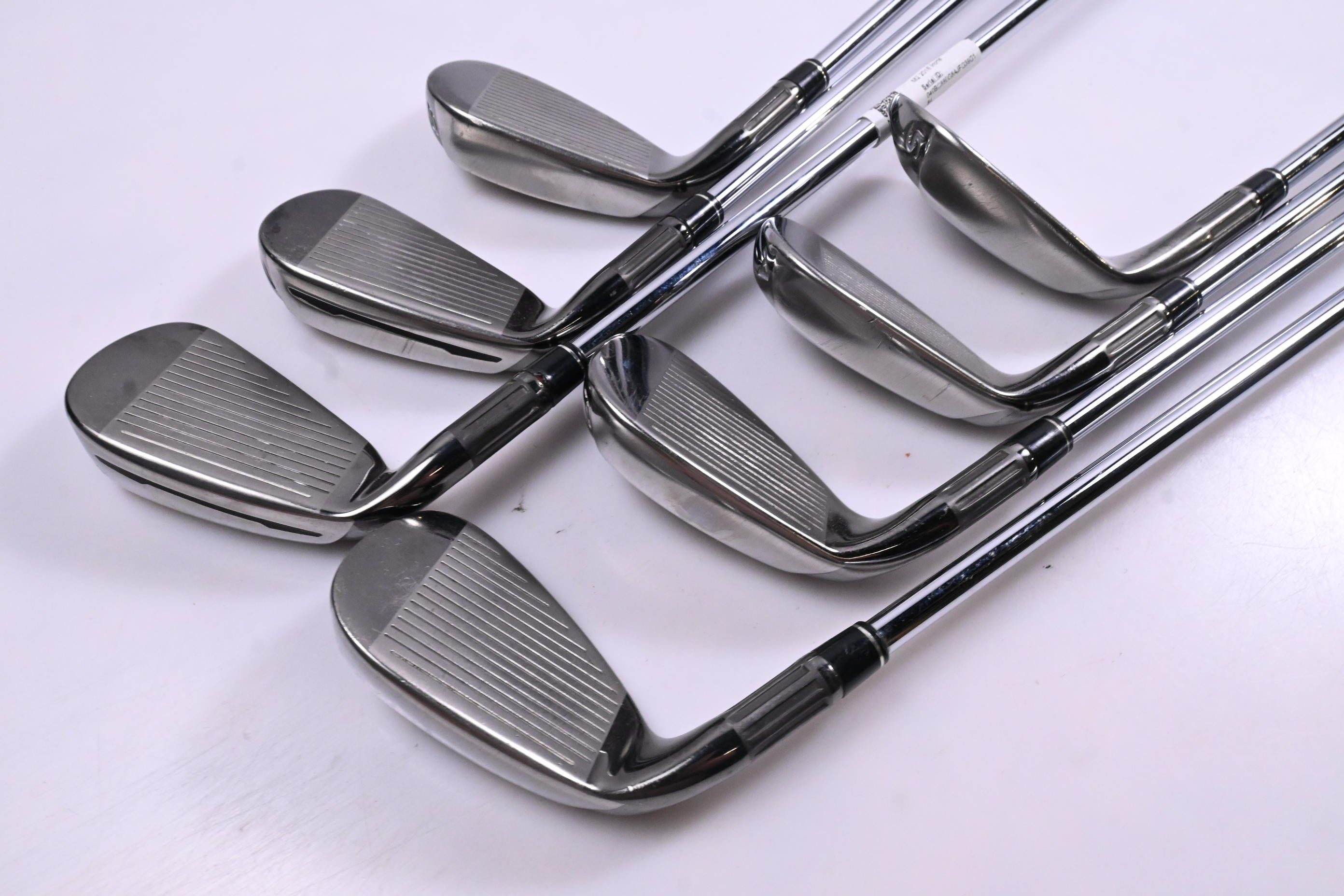 Taylormade M2 2016 Irons / 6-PW+GW+SW / Regular Flex Reax 88 Shafts