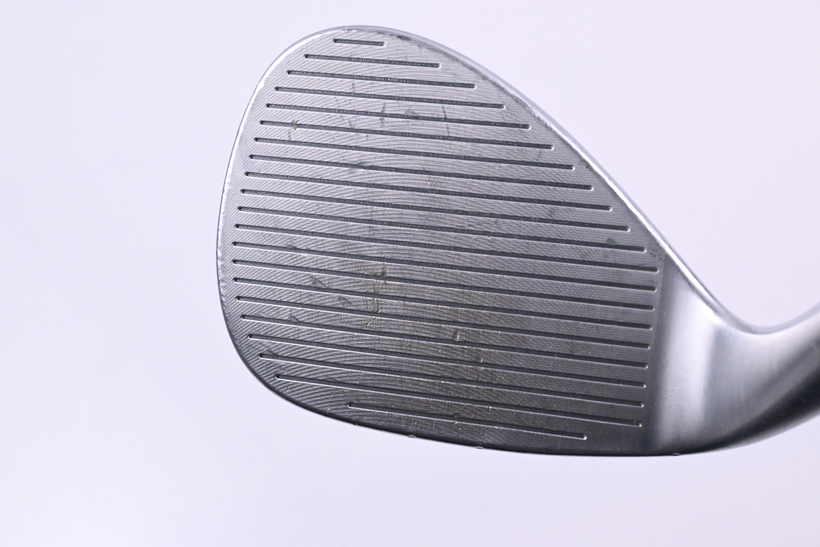 Cleveland RTX Full Face Sand Wedge / 54 Degree / Wedge Flex Dynamic Gold Spinner
