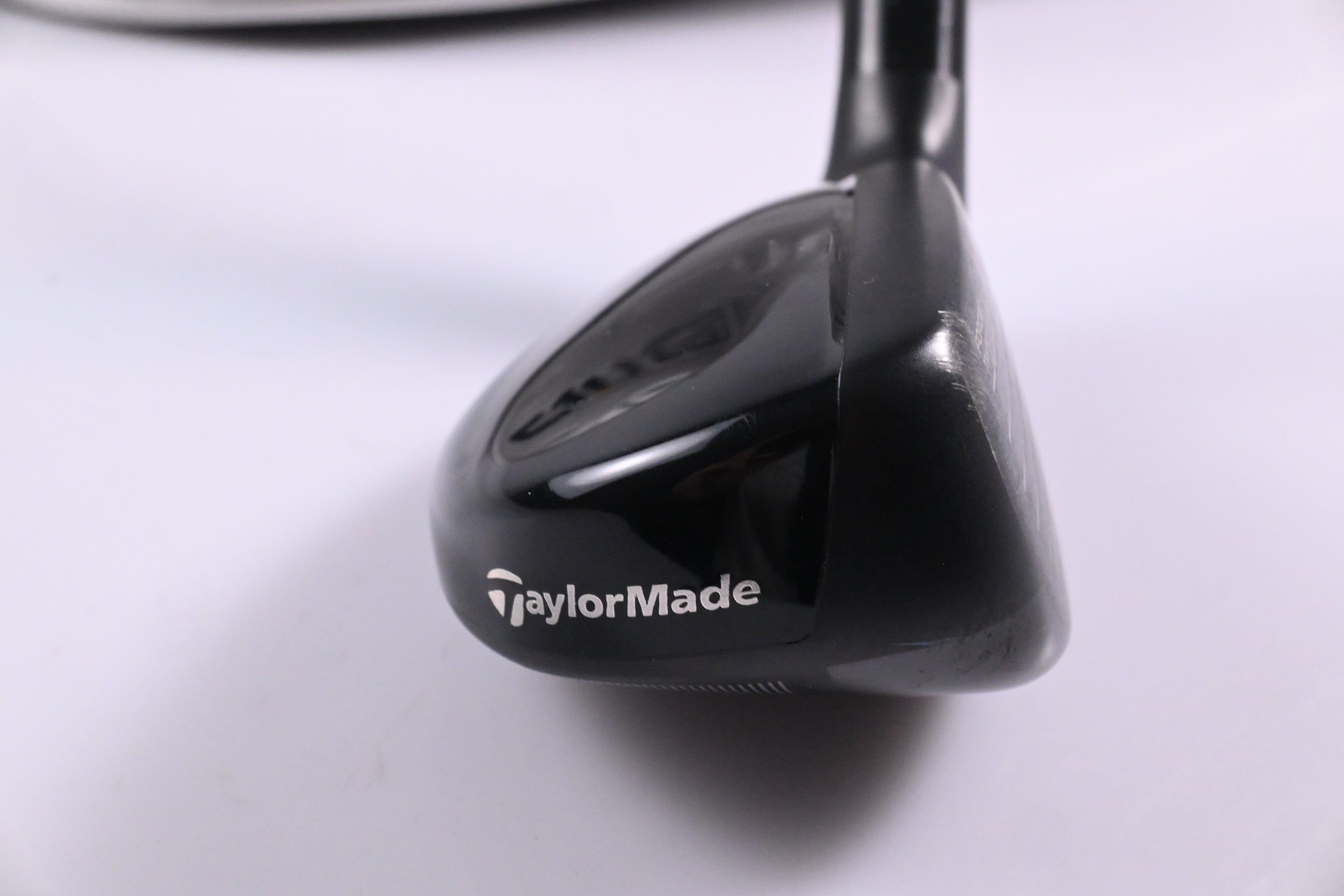 Taylormade Qi10 Tour #3 Hybrid / 19.5 Degree / Regular Flex Kai`li Red 75