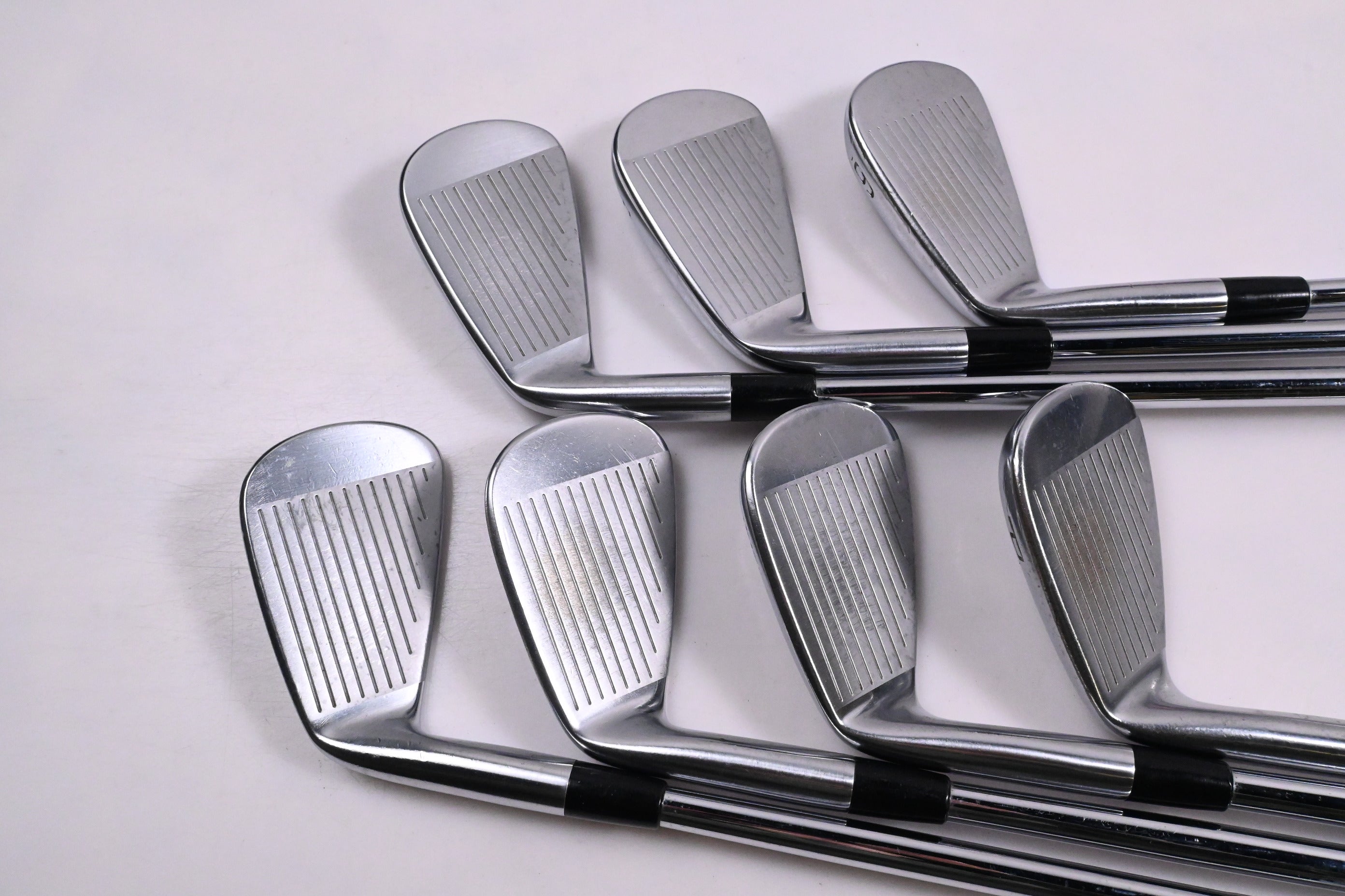Mizuno Pro 221/225 Combo Irons / 4-PW / X-Flex Dynamic Gold X100 Shafts