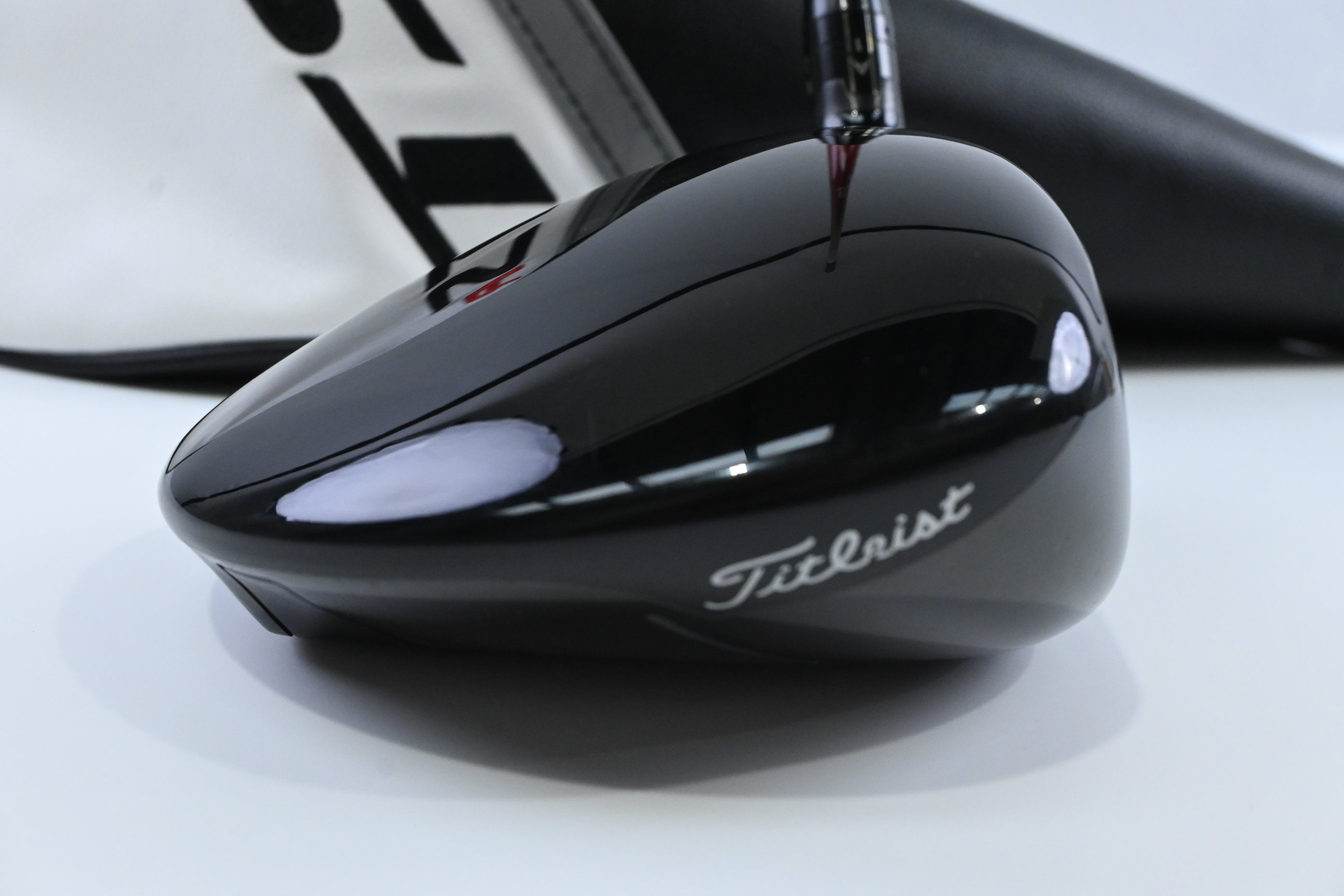 Titleist TSR2 Driver / 9 Degree / Stiff Flex Denali Red 50 Shaft
