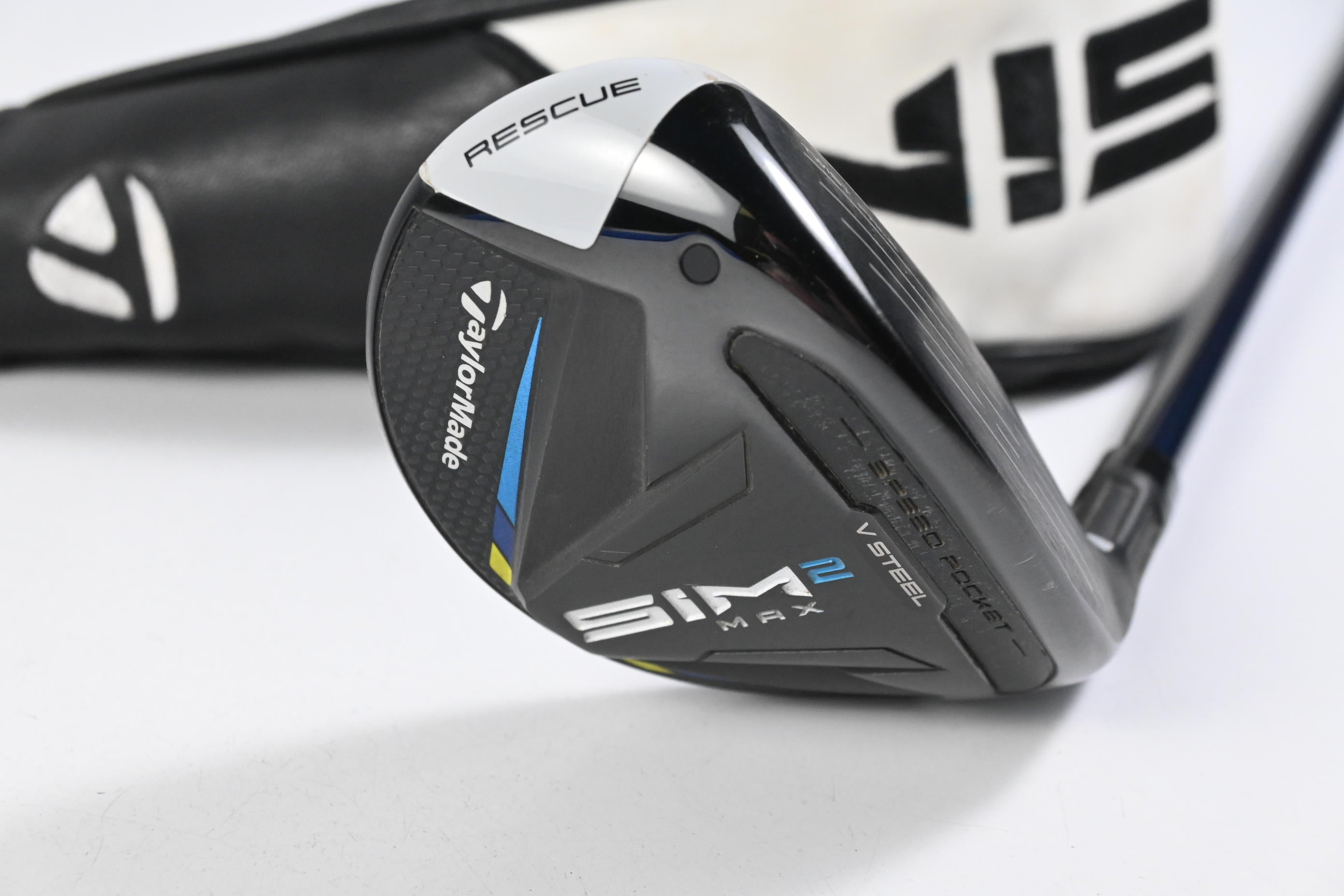 Taylormade SIM2 Max #3 Hybrid / 19 Degree / Stiff Flex Fujikura Ventus Blue 7