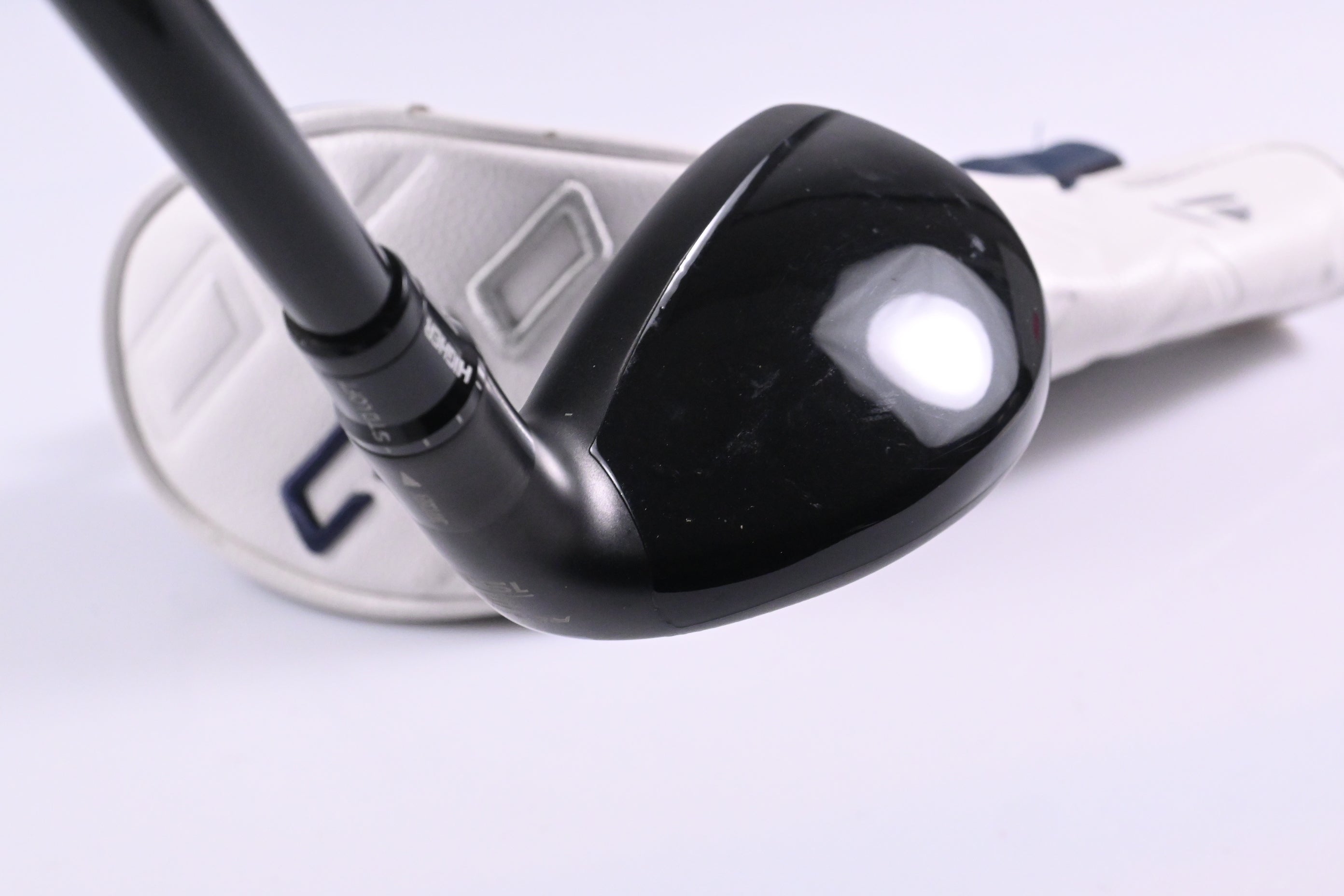 Taylormade Qi10 Tour #3 Hybrid / 19.5 Degree / Regular Flex Kai`li Red 75