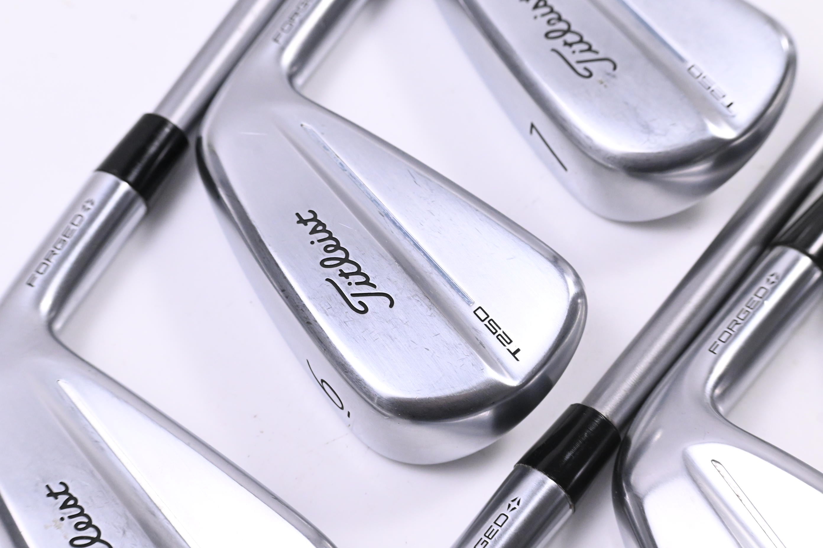 Titleist T250 2025 Irons / 5-PW / Regular Flex Fujikura SpeederNX TCS 50
