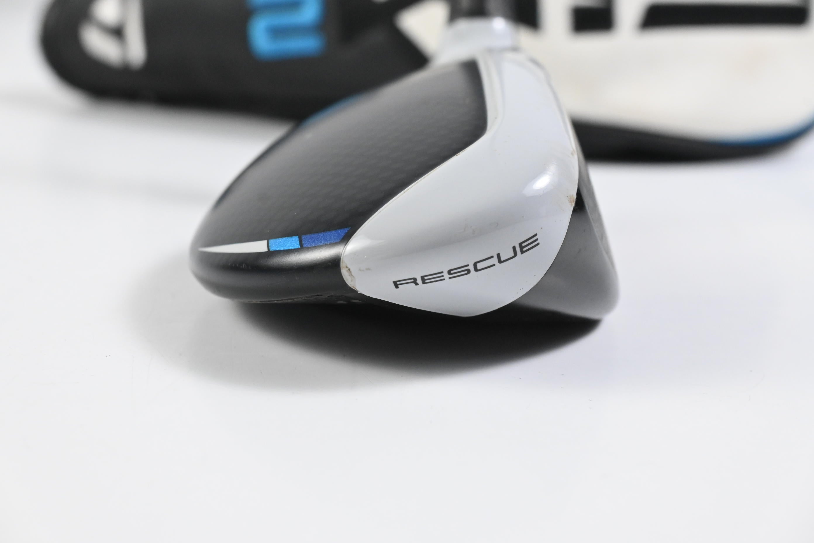 Taylormade SIM2 Max #3 Hybrid / 19 Degree / Stiff Flex Fujikura Ventus Blue 7