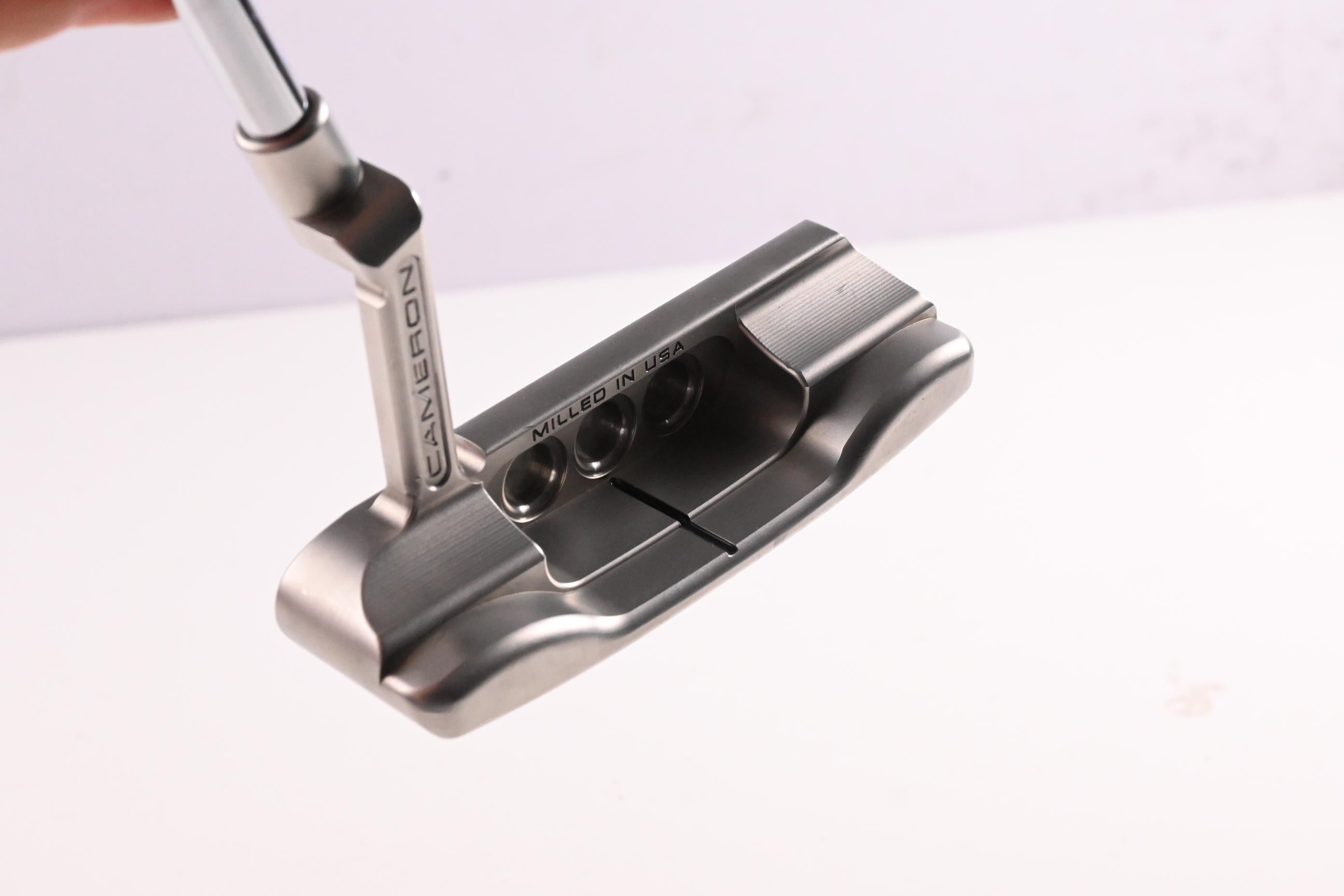 Scotty Cameron Super Select Newport+ Putter / 34 Inch