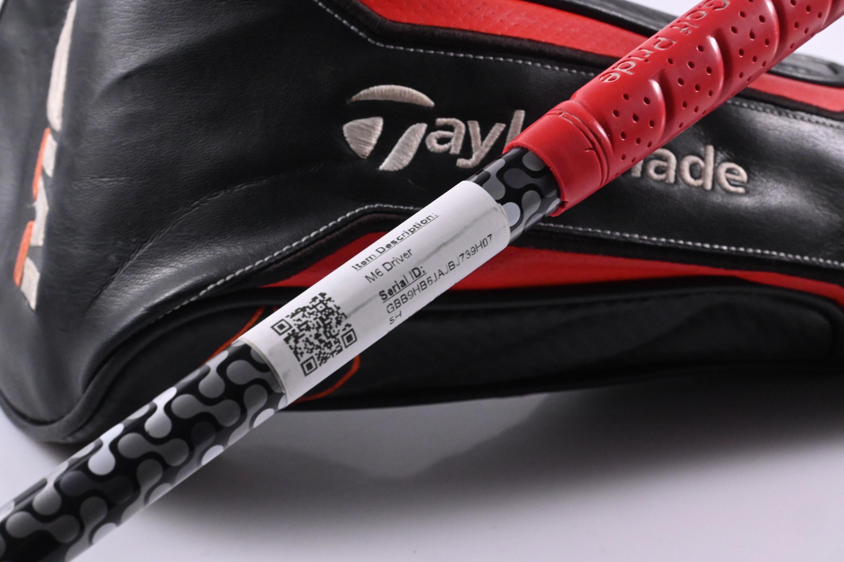 Taylormade M6 Driver / 9.0 Degree / Stiff Flex Fujikura Atmos Black 6
