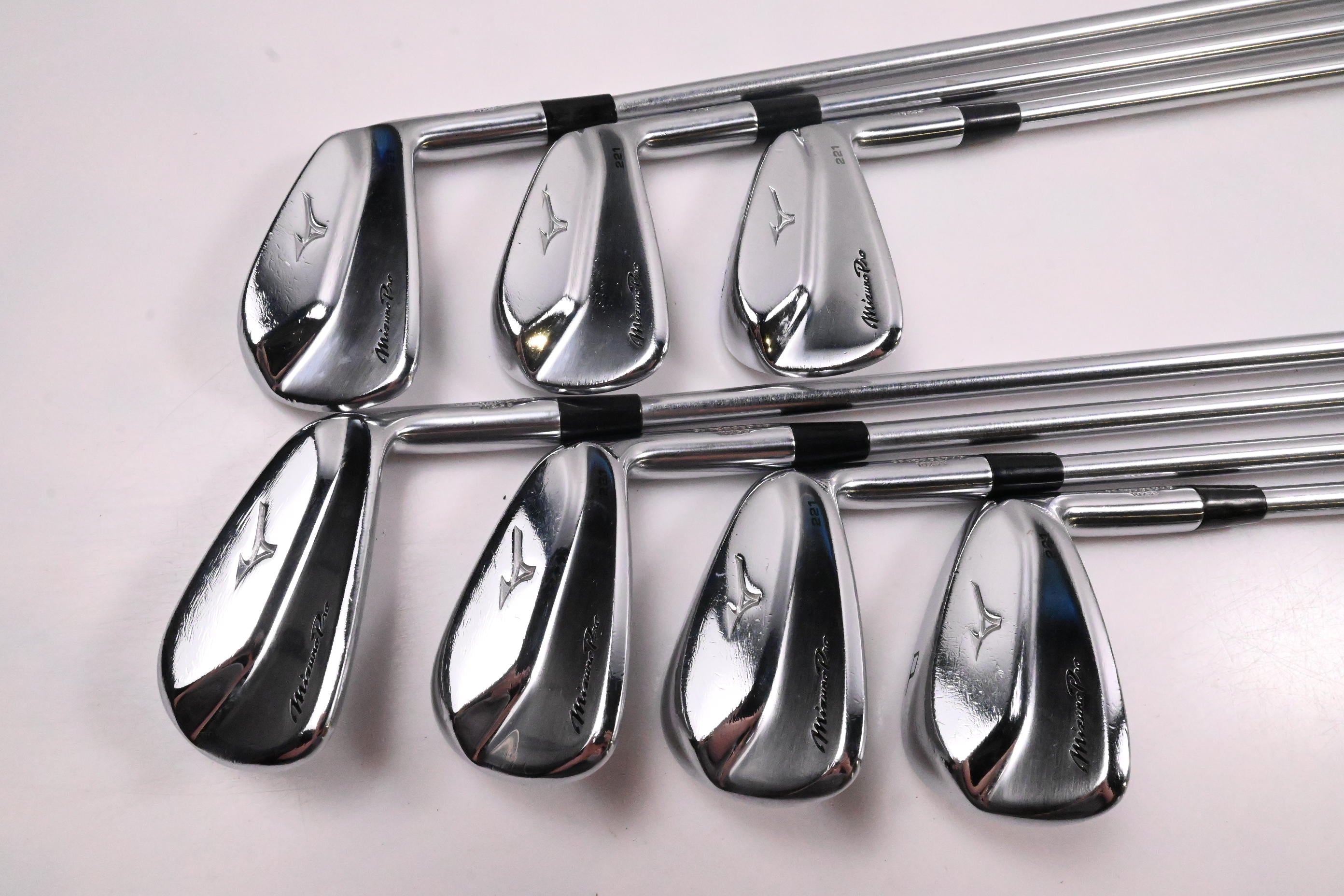 Mizuno Pro 221 Irons / 4-PW / Stiff Flex Project X LZ 120 Shafts