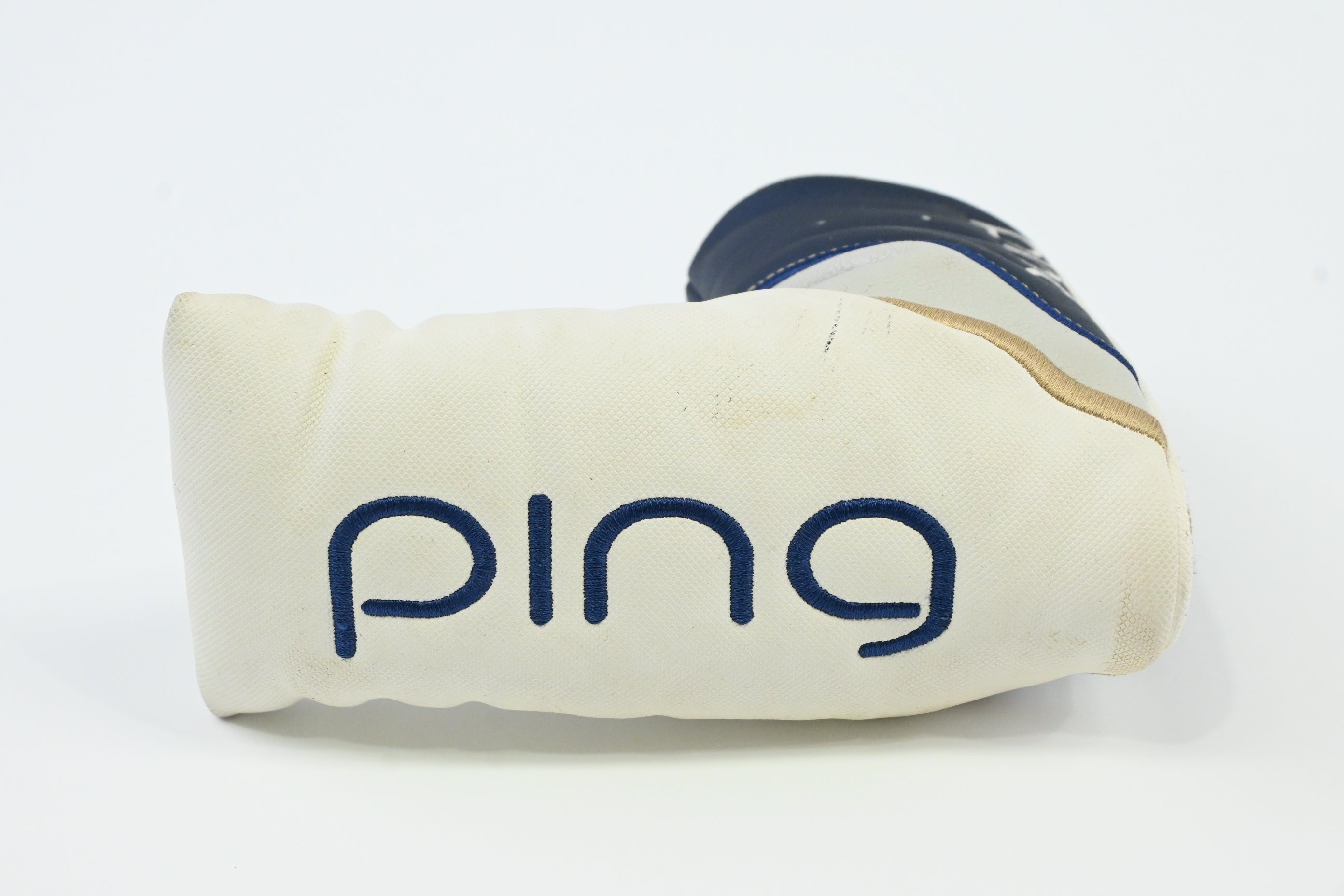 Ladies Ping G Le3 Louise  Putter / 33 Inch