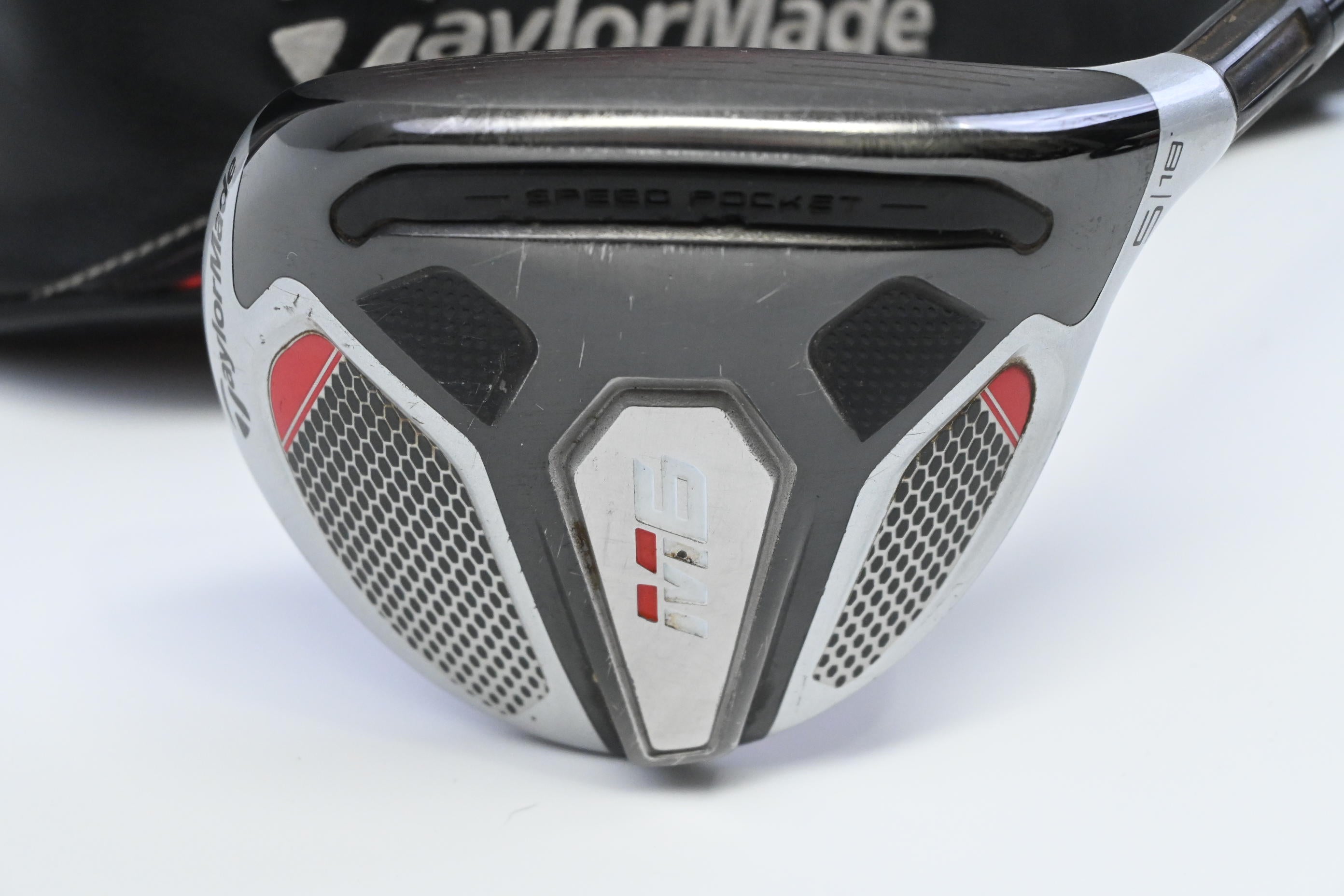 Taylormade M6 #5 Wood / 18 Degree / Regular Flex Fujikura Atmos Orange 5 Shaft