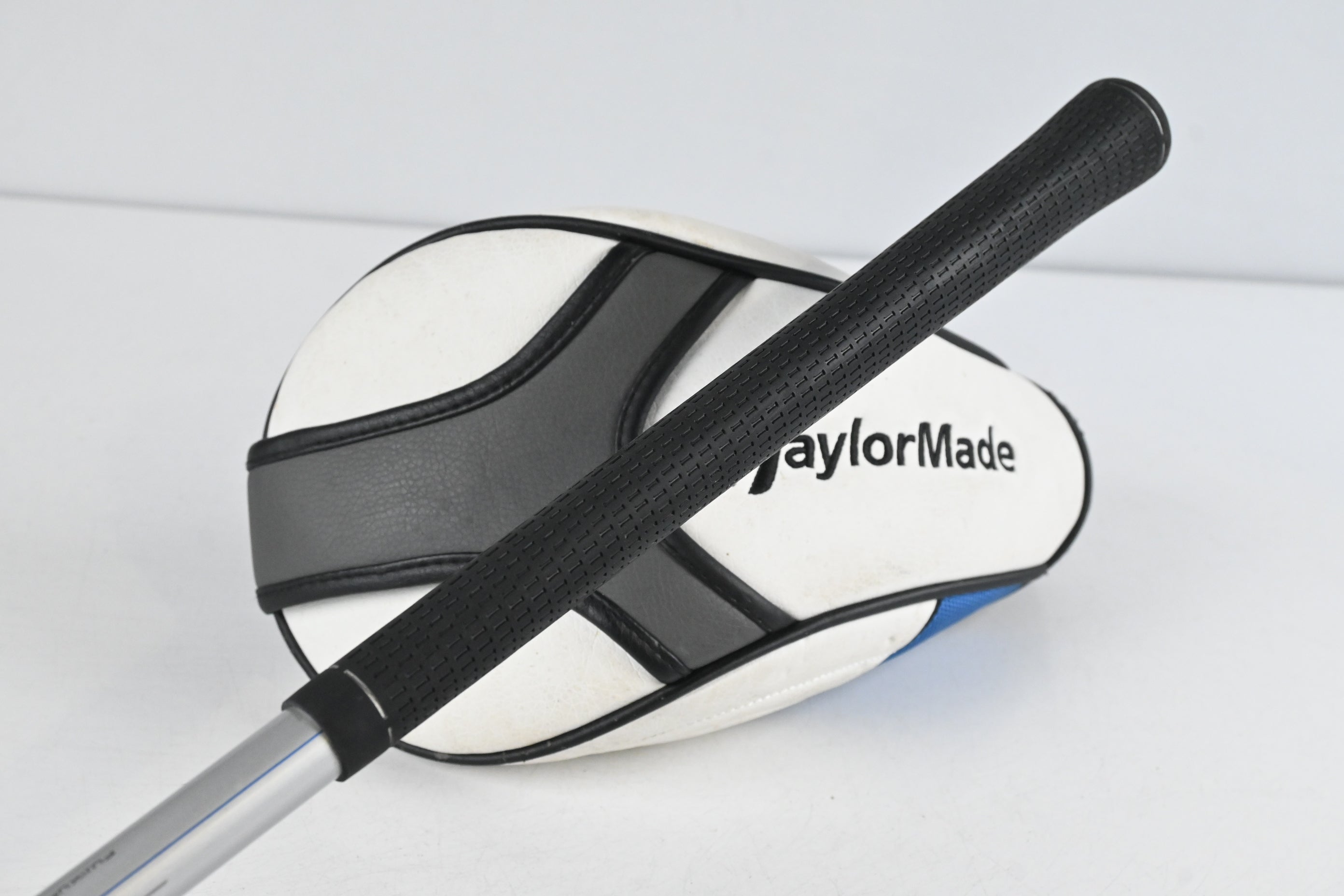Taylormade SLDR-S Driver / 12 Degree / Senior Flex Fujikura Speeder 57 Shaft