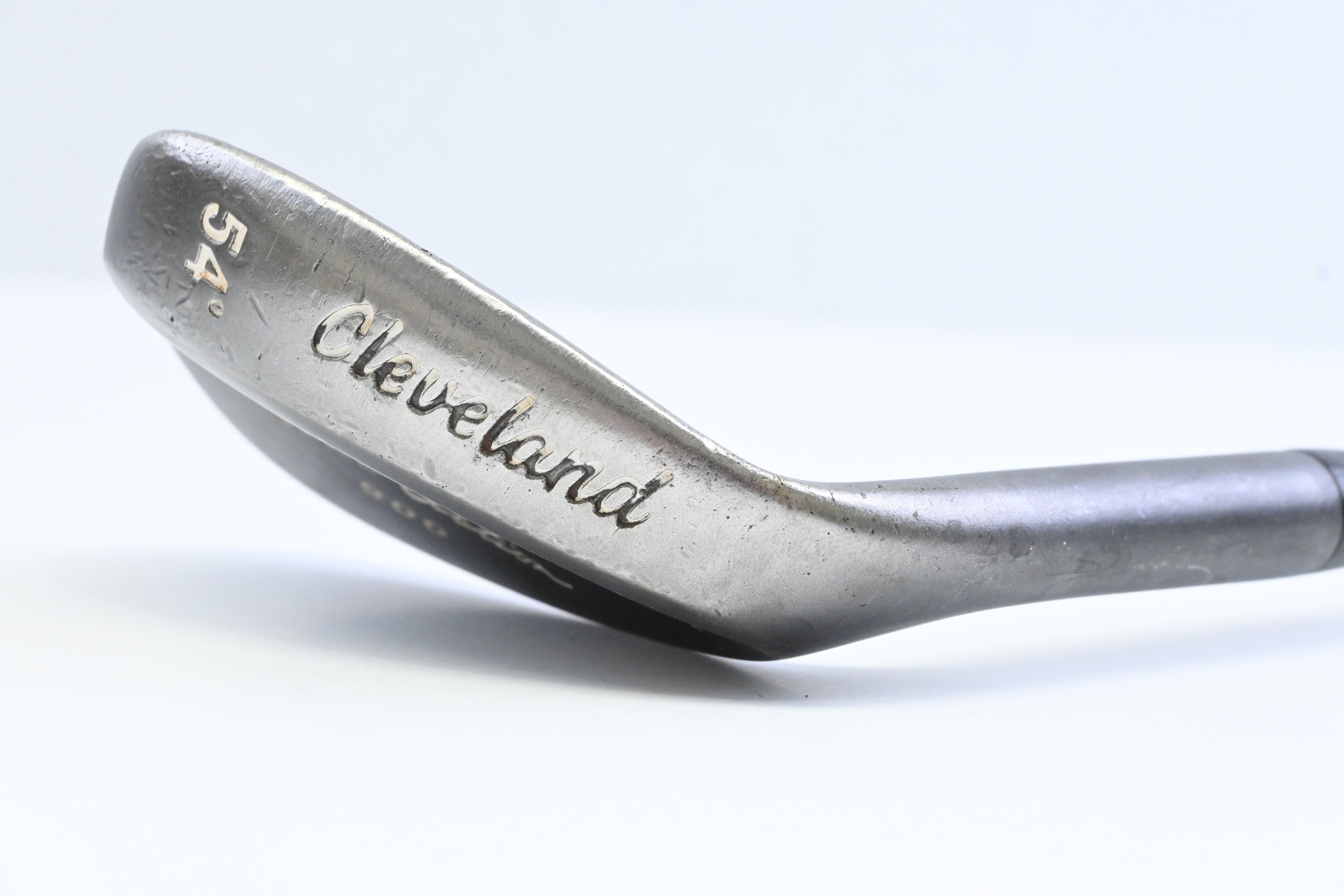 Cleveland Tour Action 900 Sand Wedge / 54 Degree / Wedge Flex Dynamic Gold Shaft