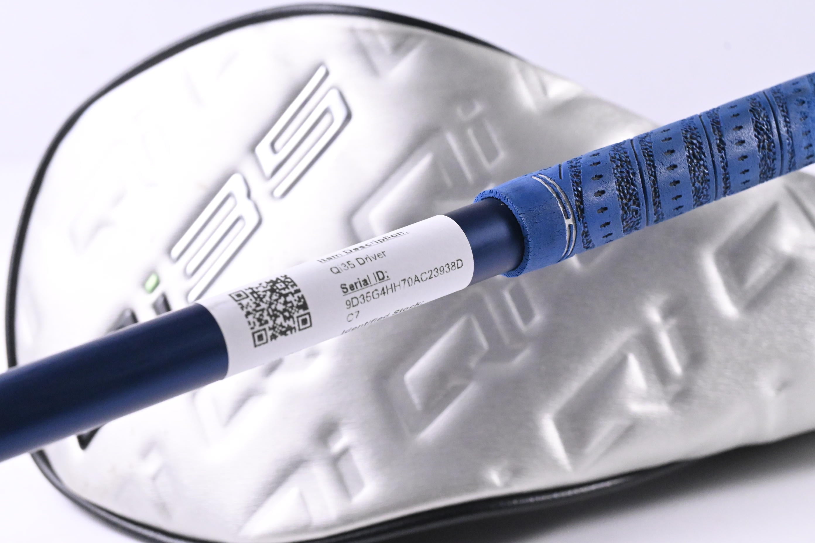 Taylormade Qi35 Driver / 10.5 Degree / Regular Flex Fujikura Ventus Blue '25 5