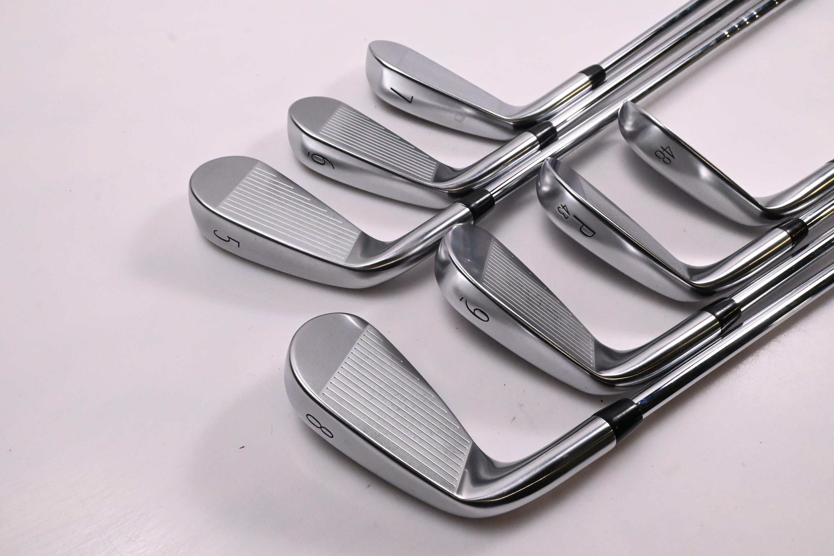 Titleist T350 2025 Irons / 5-PW+48° / Stiff Flex AMT Red Shafts