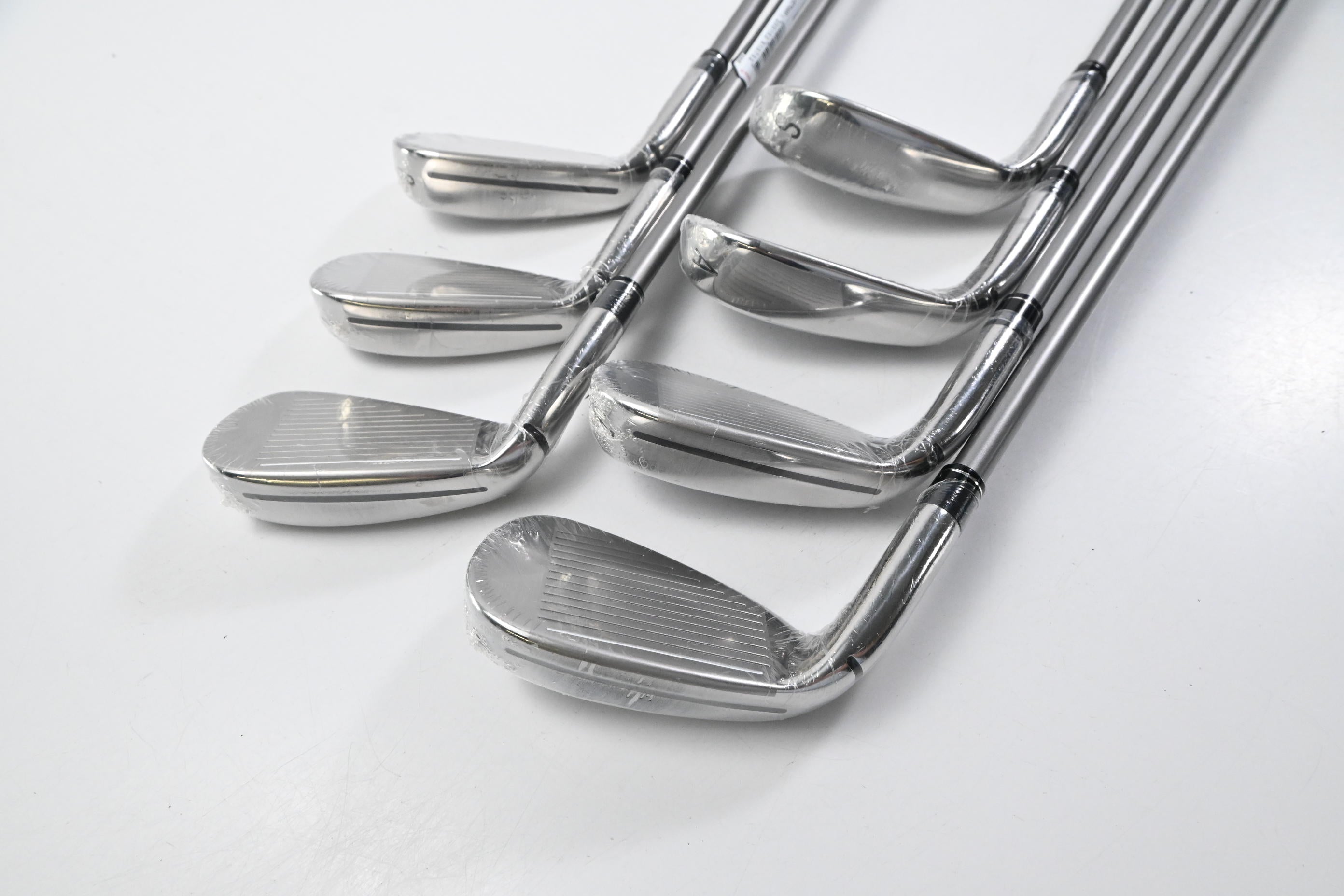 Ladies Taylormade Kalea Gold Irons / 6-PW+GW+SW / Ladies Flex Kalea Gold 40