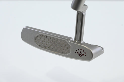 Scotty Cameron 2025 Studio Style Newport+ Putter / 34 Inch