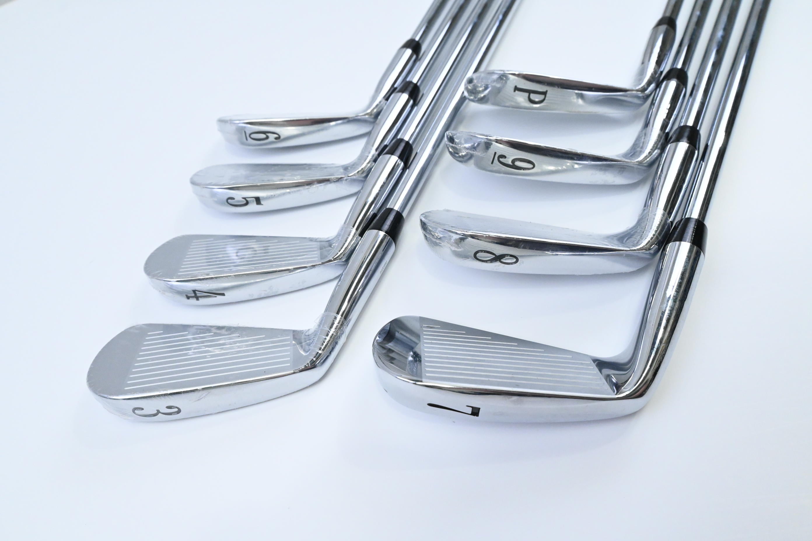 Titleist 680 Forged Irons / 3-PW / X-Flex NS Pro Modus3 Tour 120 Shafts