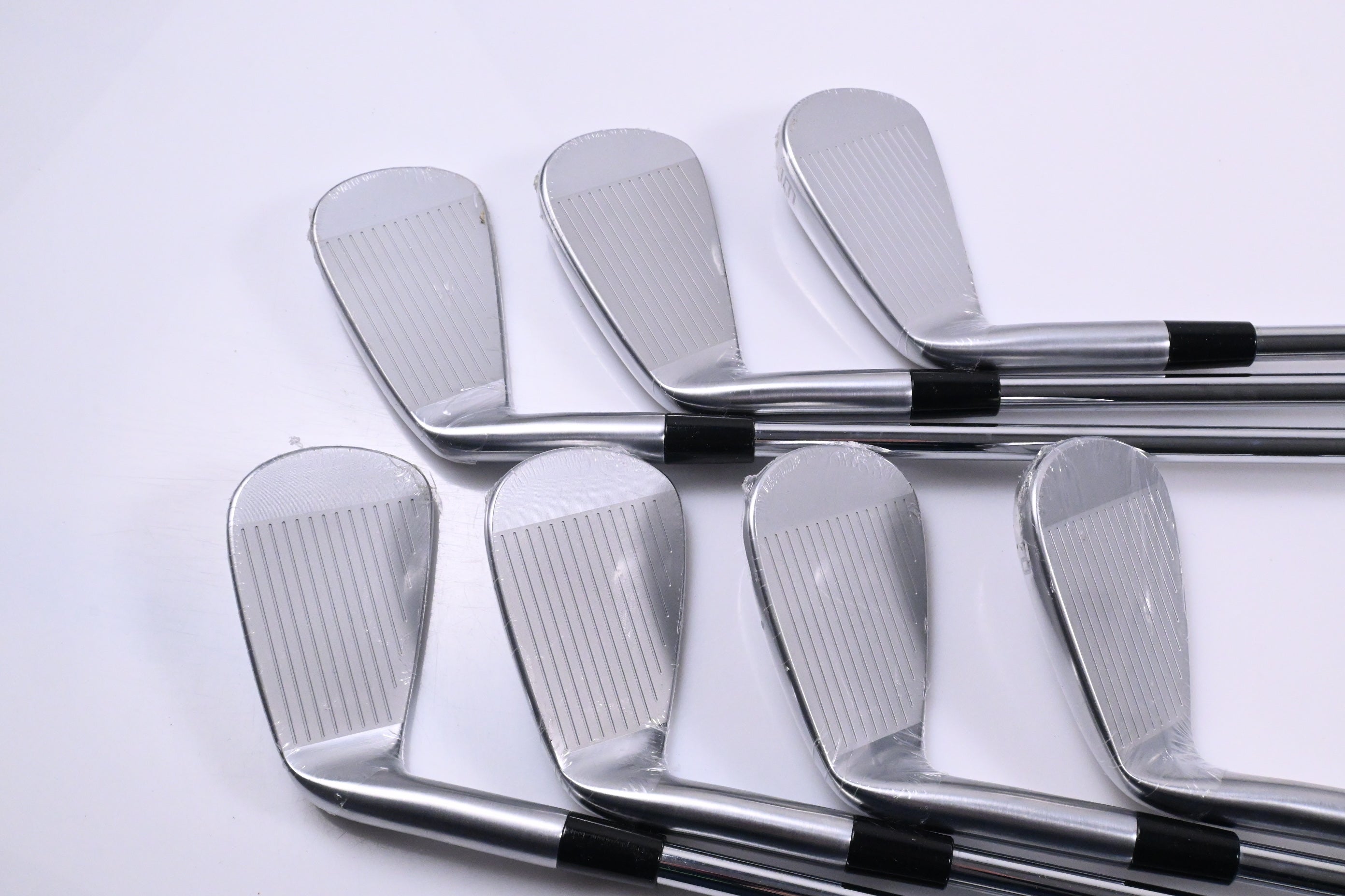 Taylormade P.7CB Irons / 4-PW / Regular Flex Project X Rifle Red 100 Shafts
