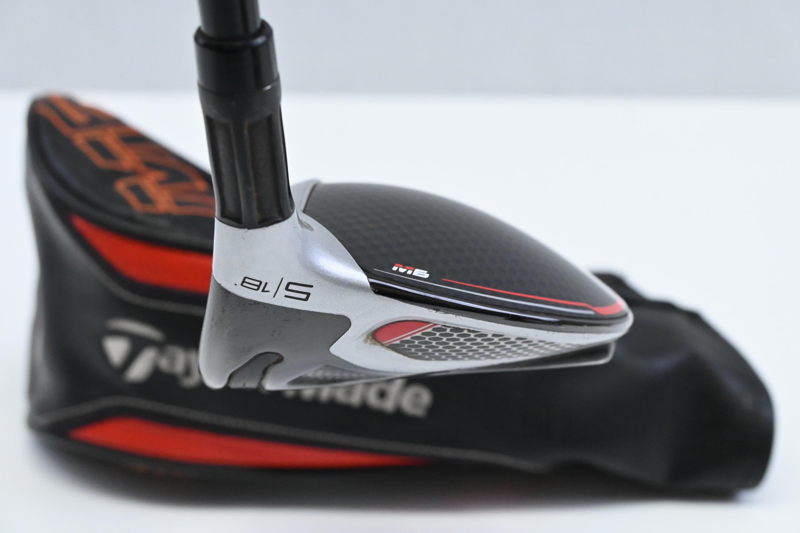 Taylormade M6 #5 Wood / 18 Degree / Regular Flex Fujikura Atmos Orange 5 Shaft
