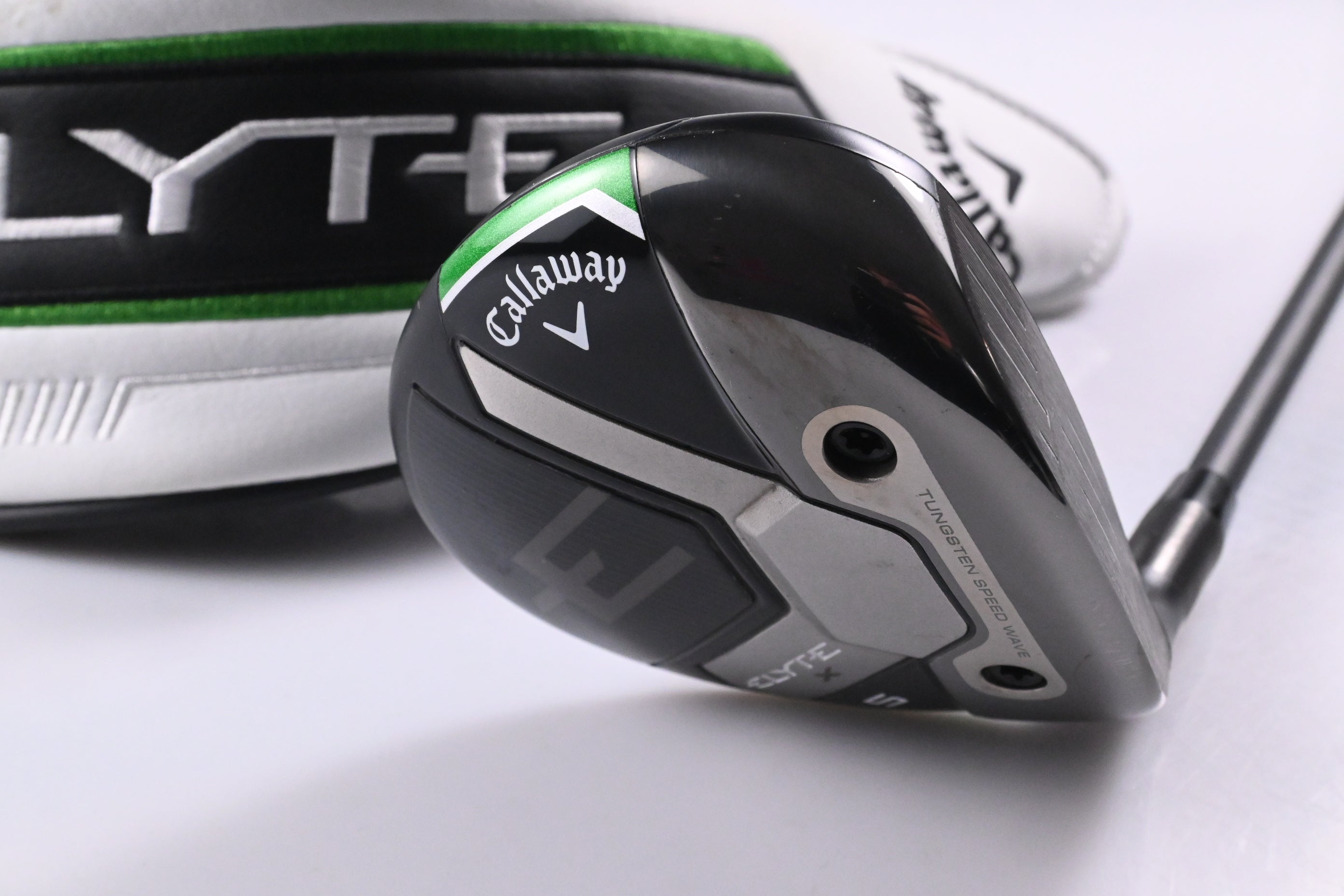 Callaway Elyte X #5 Wood / 18 Degree / Regular Flex Vanquish 5 Shaft