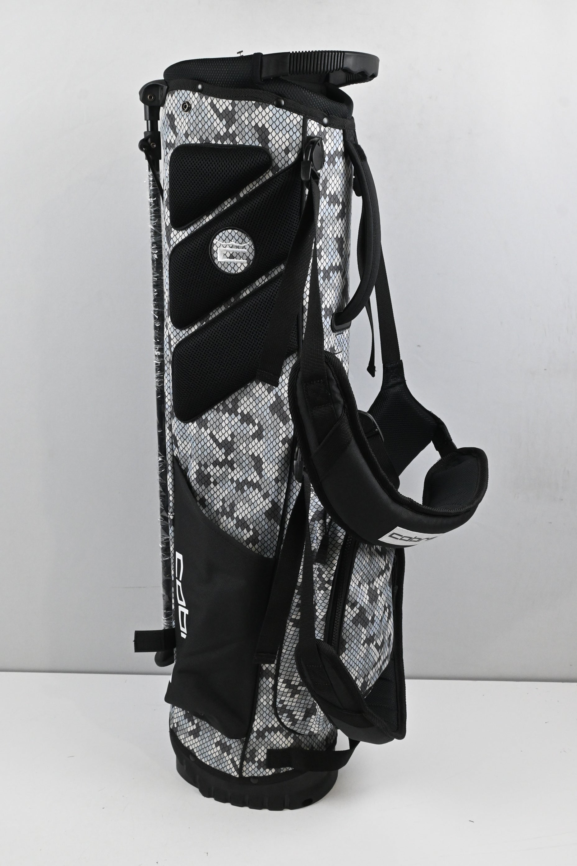 Cobra Stand Bag / 3-Way Divider / Black, Camo