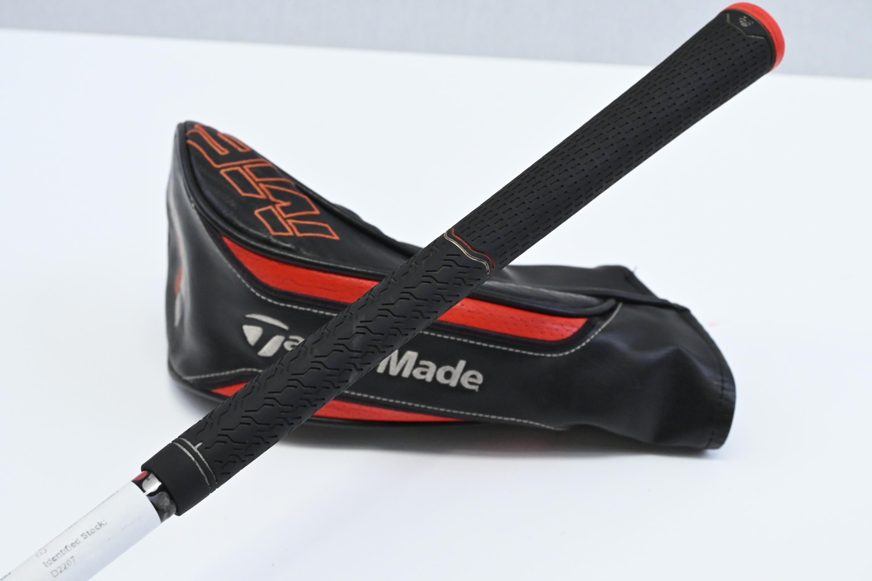 Taylormade M6 #5 Wood / 18 Degree / Regular Flex Fujikura Atmos Orange 5 Shaft