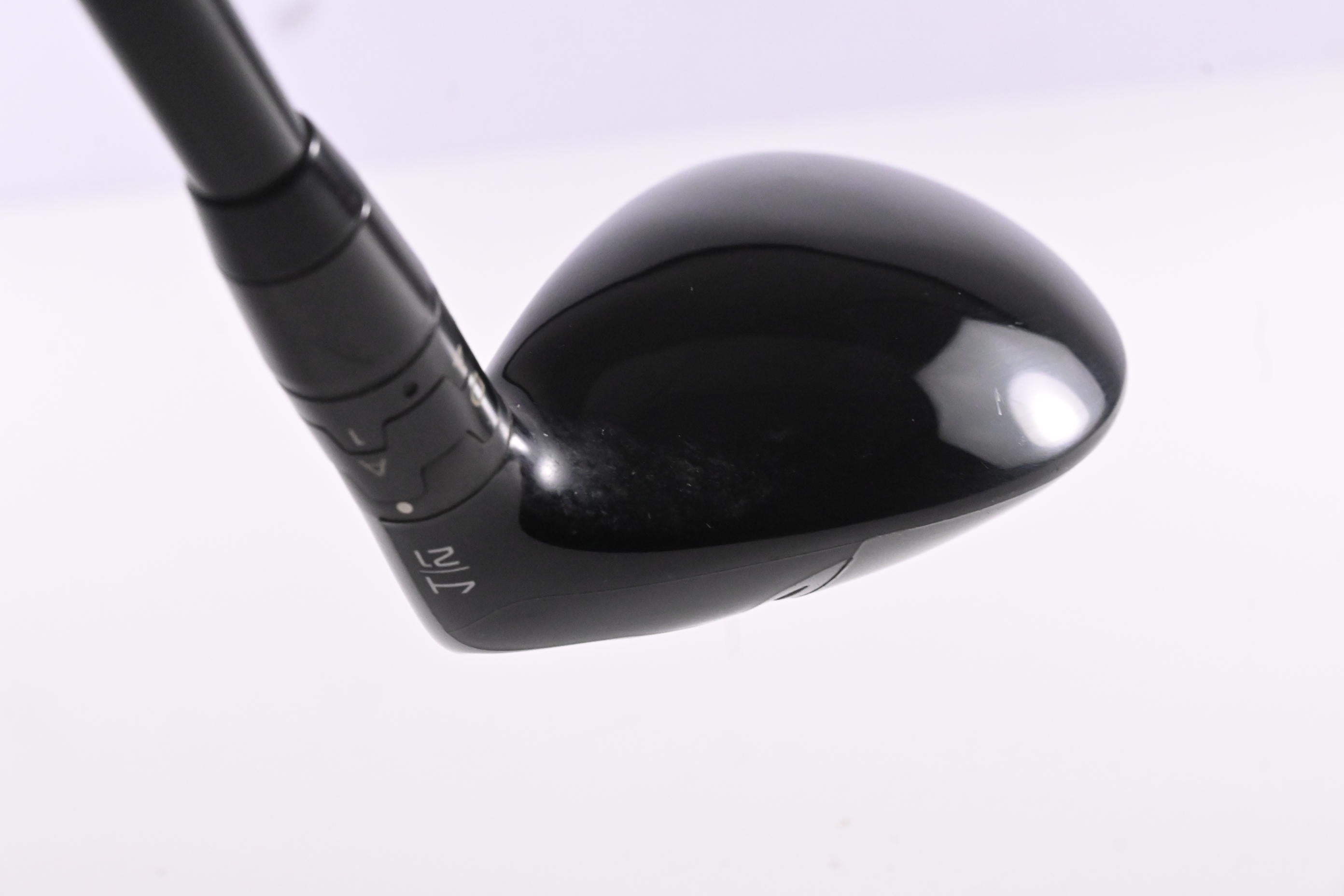 Titleist TSi2 #4 Hybrid / 21 Degree / Regular Flex Tensei AV Raw Blue 65 Shaft