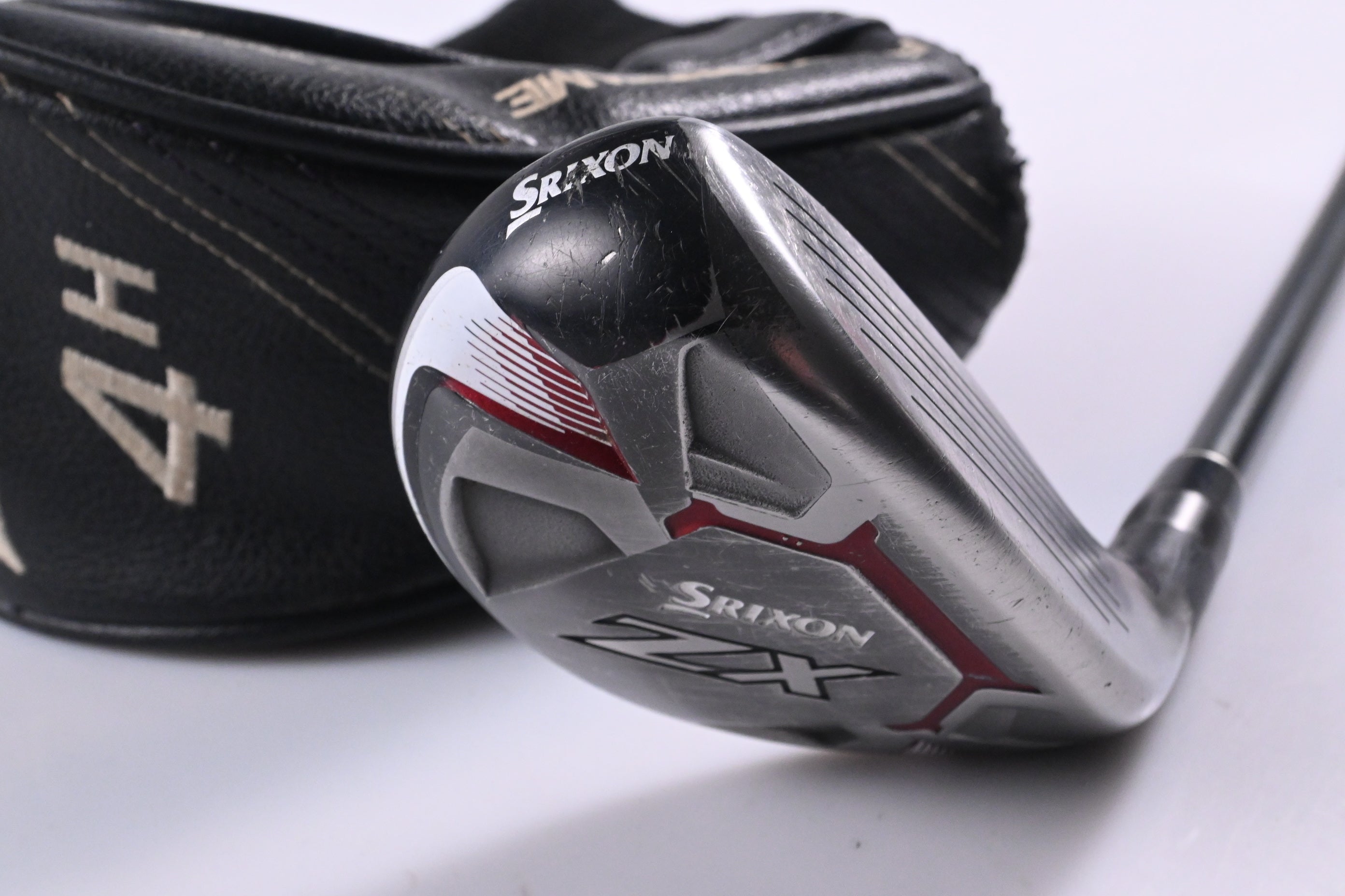 Srixon ZX #4 Hybrid / 22 Degree / Regular Flex HZRDUS Smoke Black 80 Shaft
