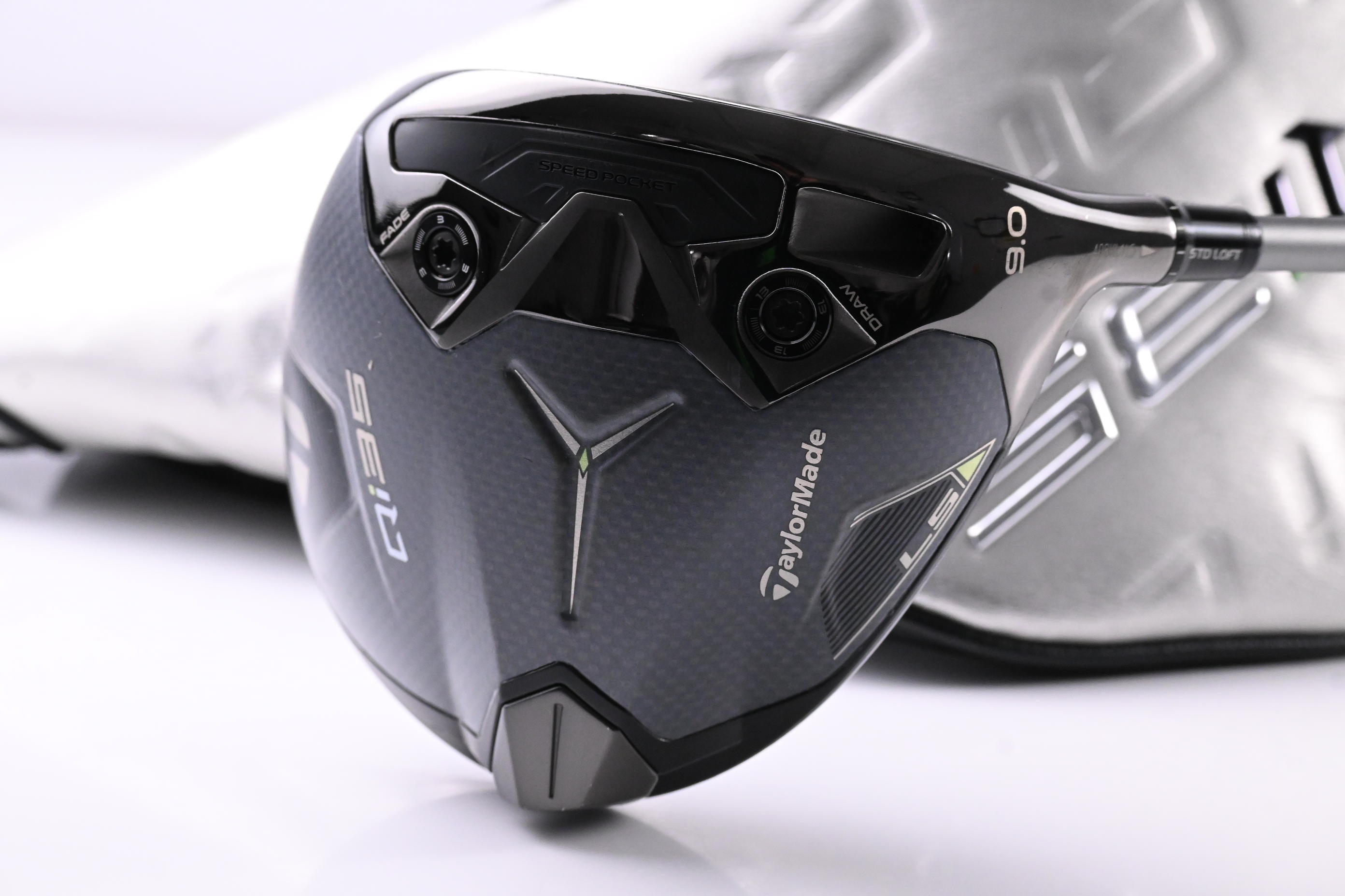 Taylormade Qi35 LS Driver / 9 Degree / Regular Flex AirSpeeder 50 Shaft