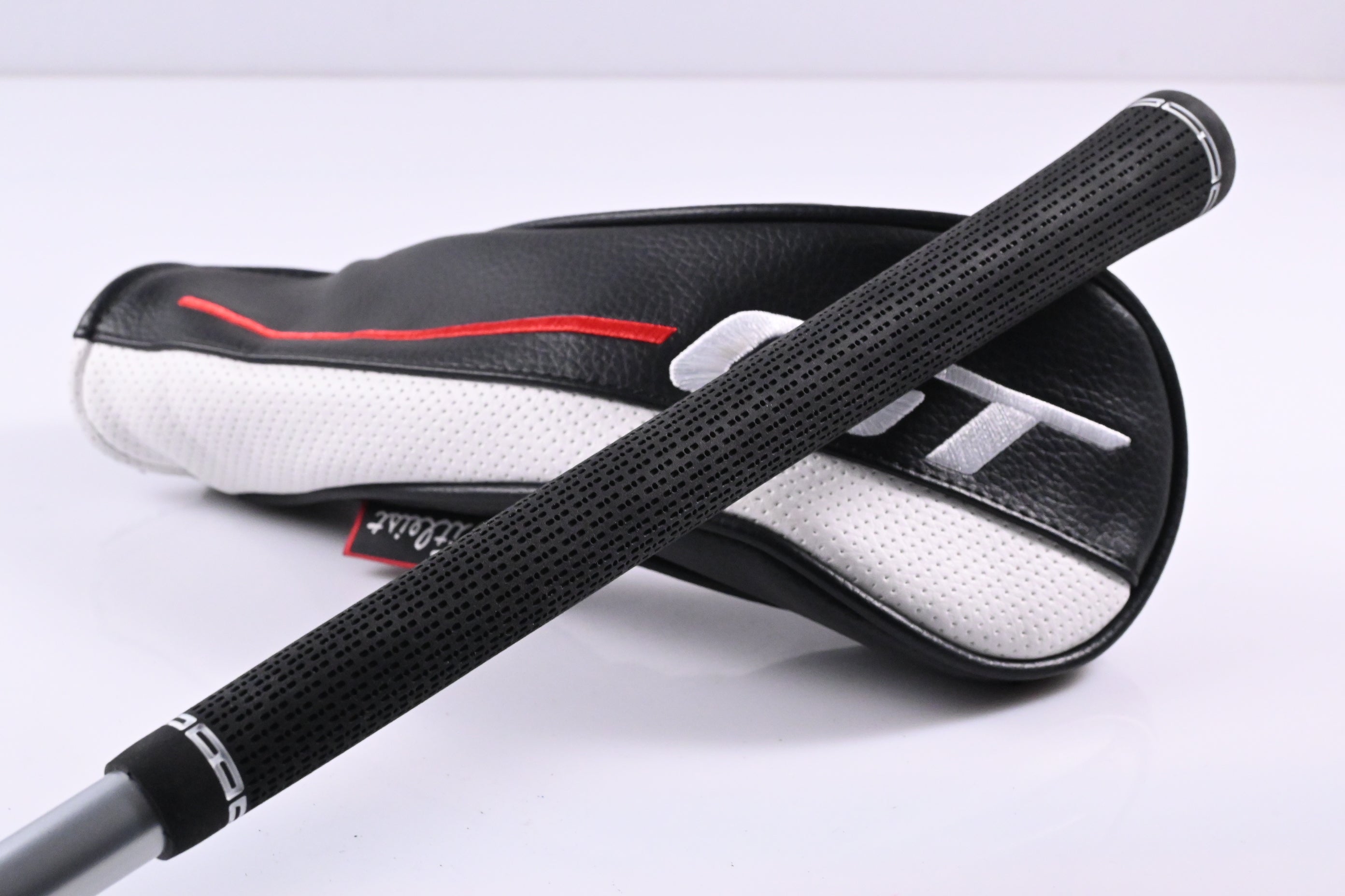 Titleist GT1 #5 Hybrid / 23 Degree / Regular Flex Fujikura Air Speeder 50 Shaft