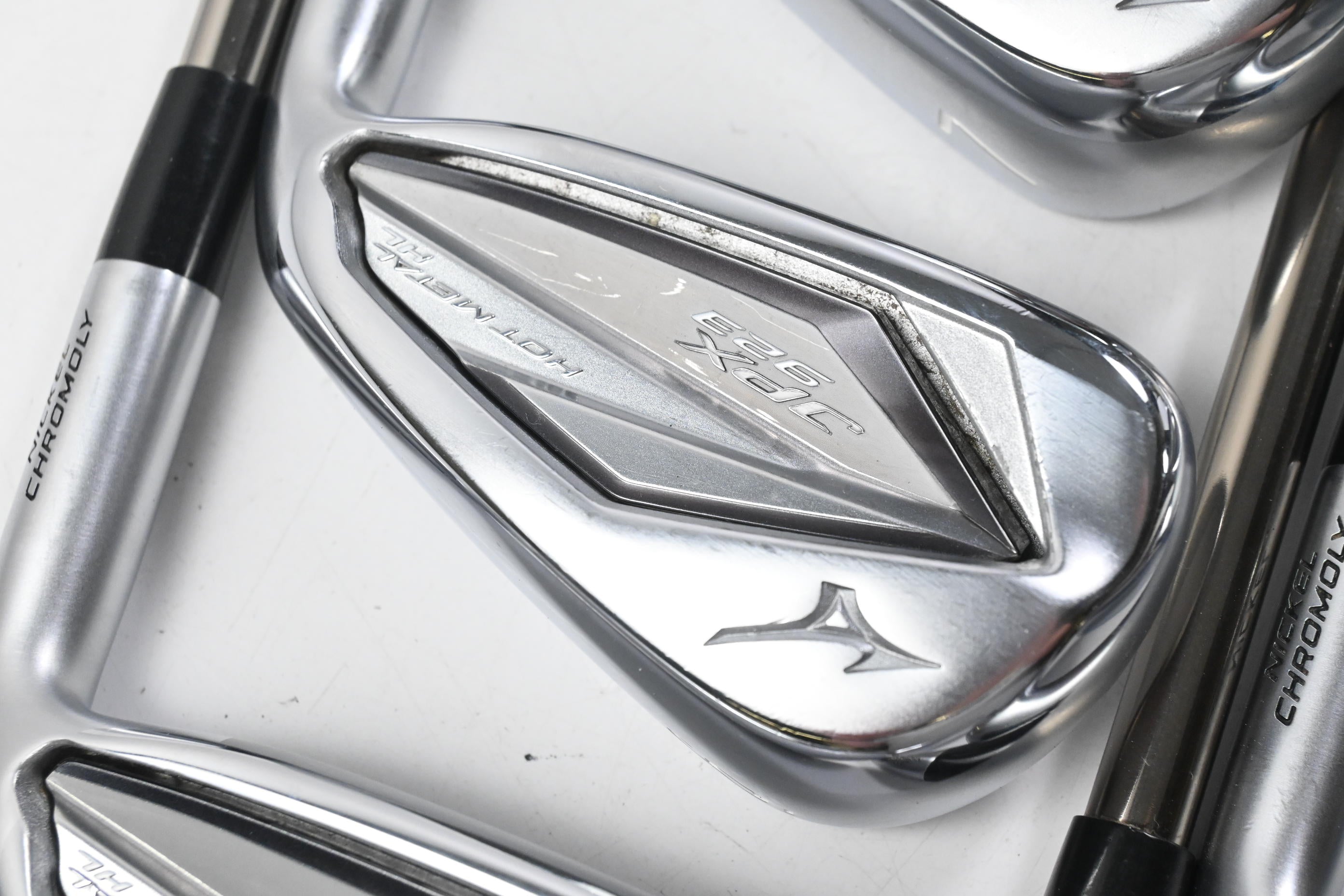 Mizuno JPX 923 Hot Metal HL Irons / 5-PW+GW / Senior Flex Recoil ESX 460 Shafts