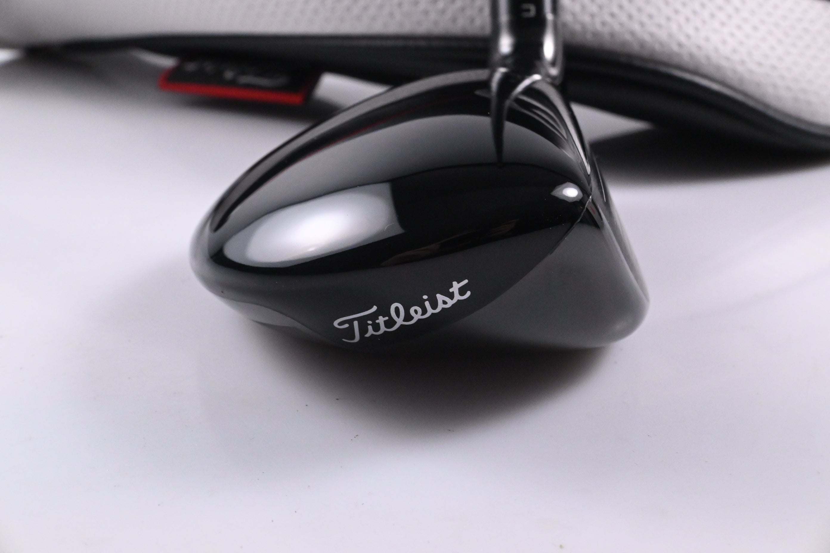 Titleist GT1 #5 Hybrid / 23 Degree / Stiff Flex Tensei 1K Blue 75 Shaft