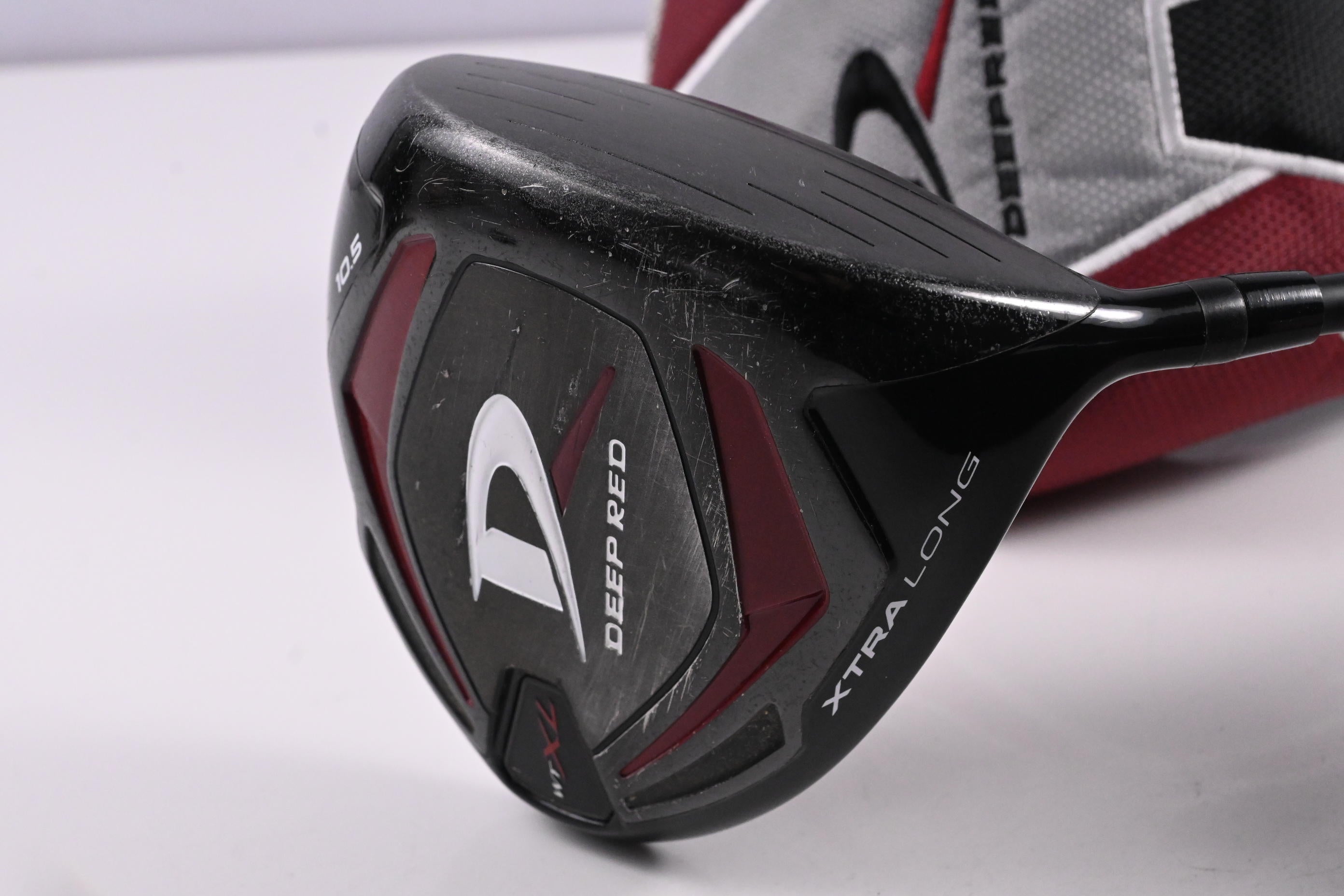 Wilson Deep Red XL Driver / 10.5 Degree / Regular Flex Wilson Shaft