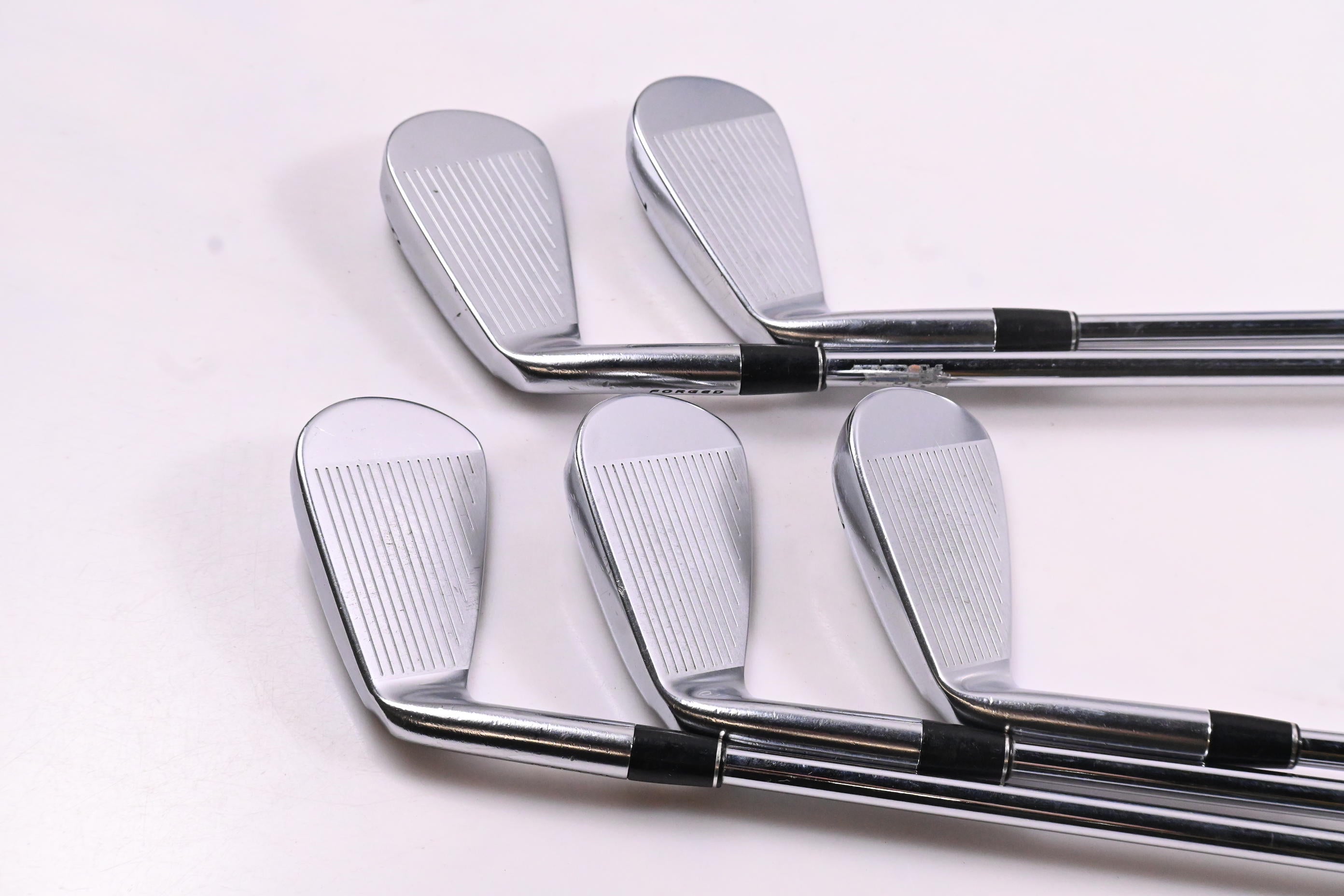 Srixon ZX5 Irons / 6-PW / Regular Flex NS Pro 950GH Neo Shafts