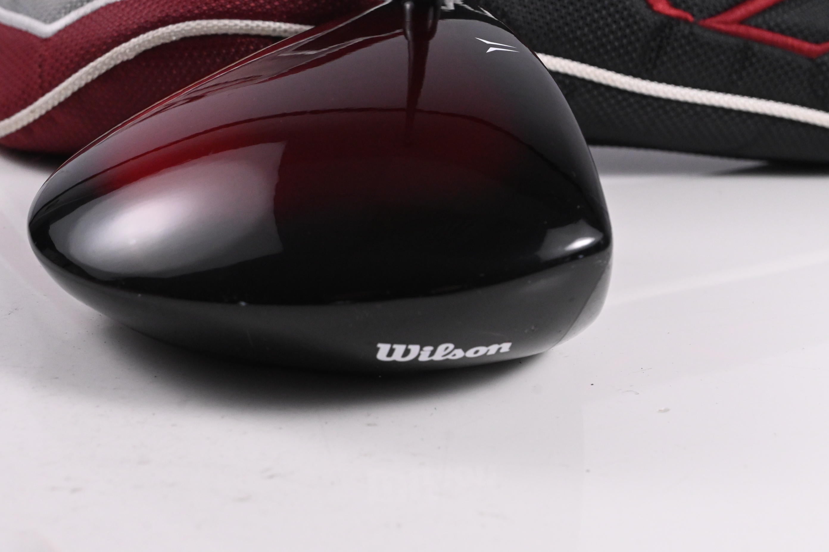 Wilson Deep Red XL Driver / 10.5 Degree / Regular Flex Wilson Shaft