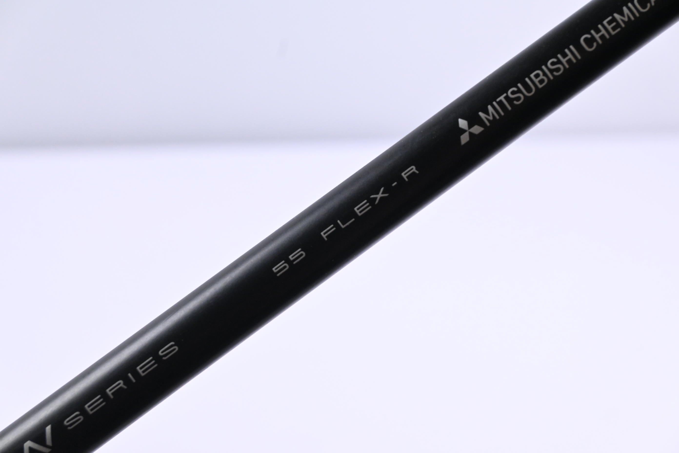 Tensei AV Series Blue 55 Driver Shaft / Regular Flex / Callaway 2nd Gen Adapter