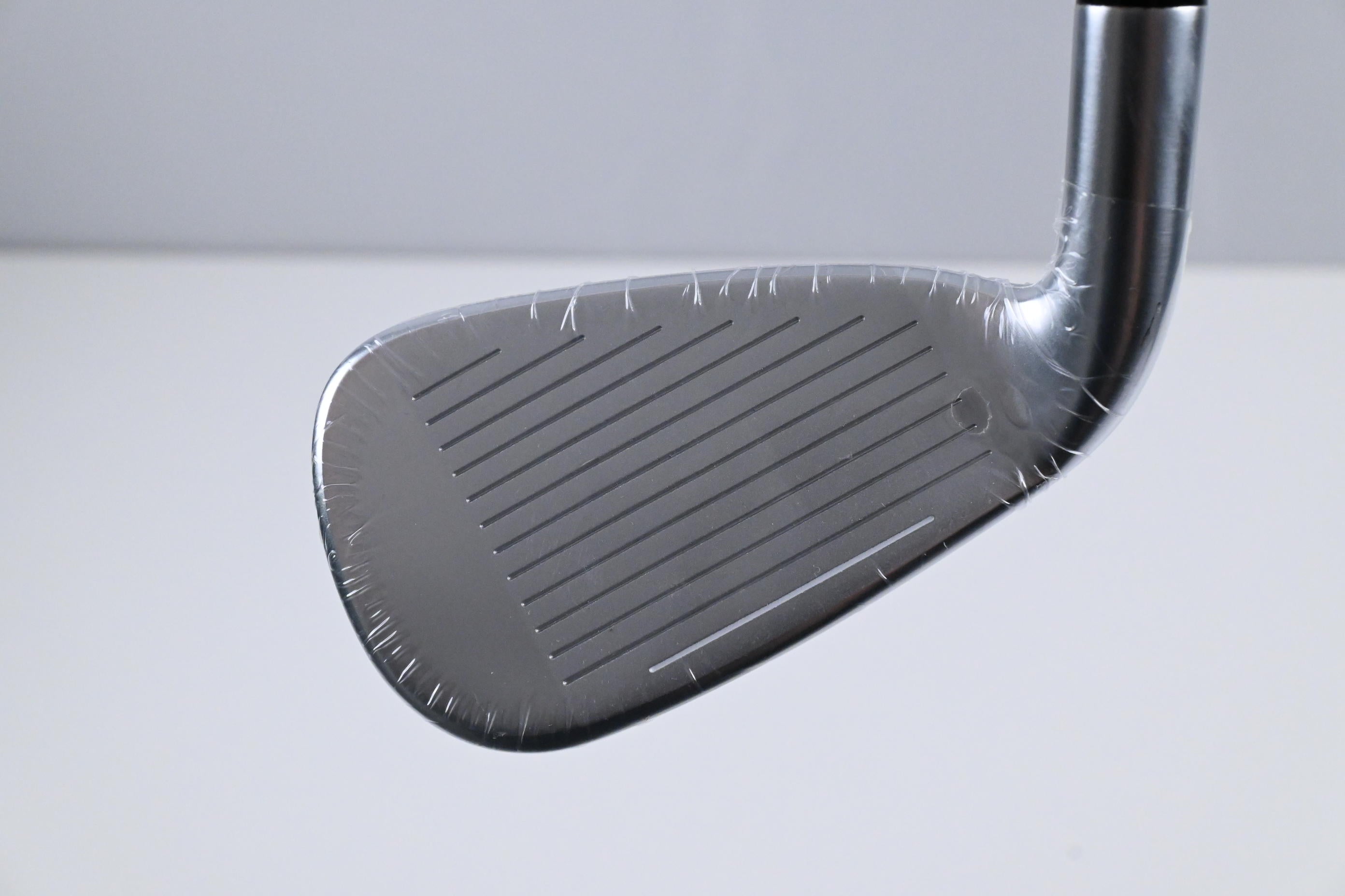 Cobra Air-X #7 Iron / 31.5 Degree / Regular Flex Cobra Ultralite 50 Shaft