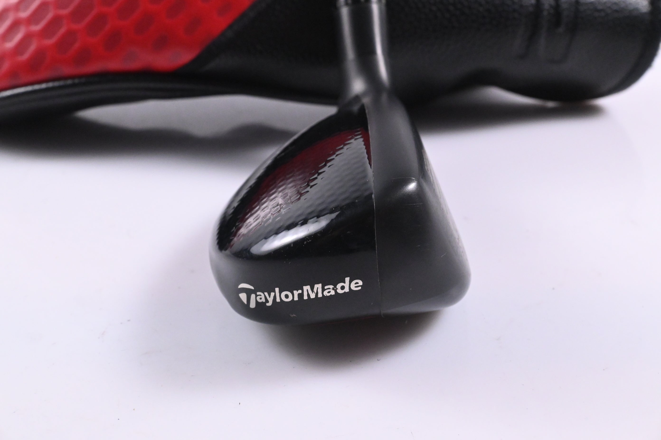 Taylormade Stealth 2 Plus #3 Hybrid / 19.5 Degree / Stiff Flex Kai'li Red 85